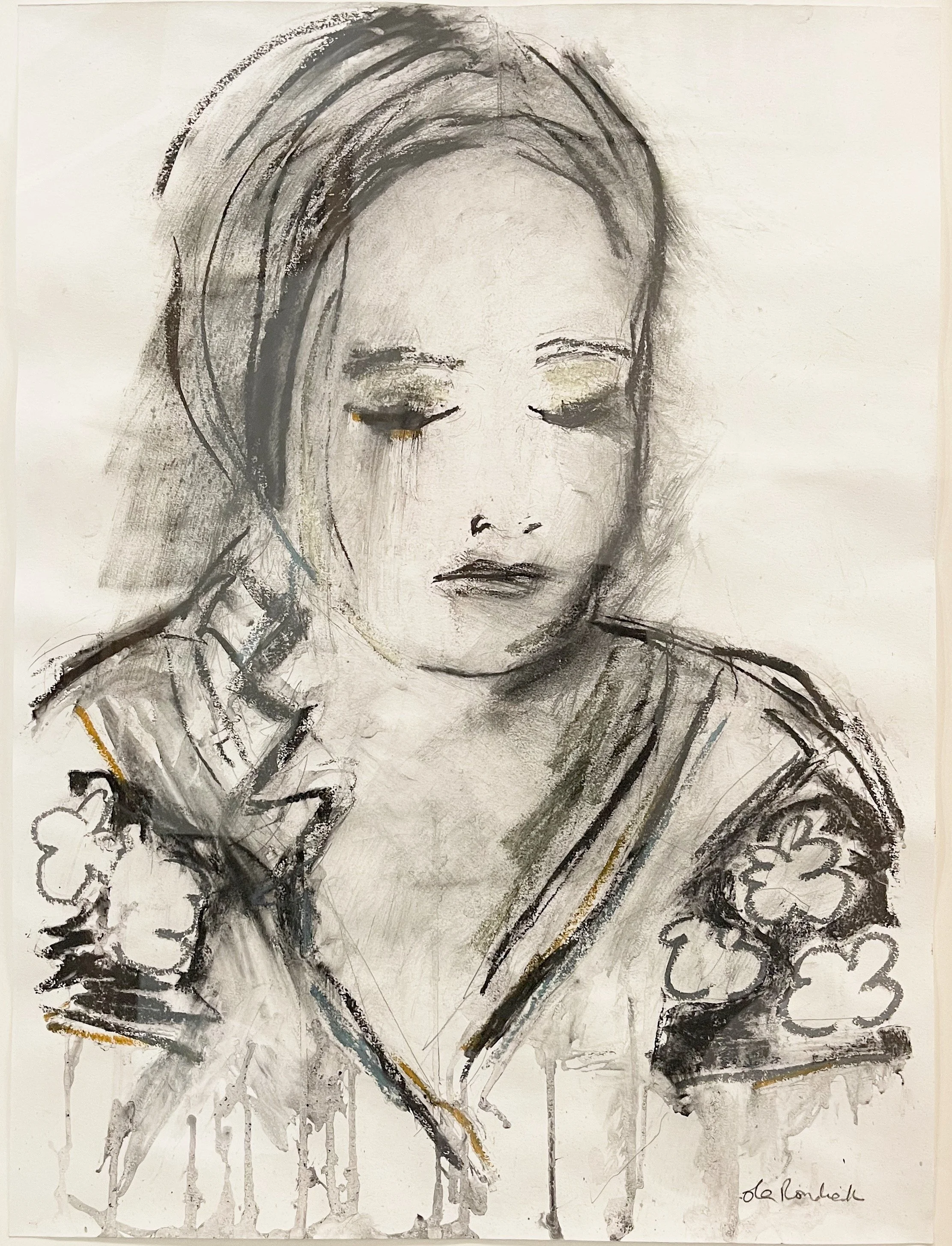 War Woman 38, 2022
Charcoal on paper
24 x 18 inches (61 x 46 cm)