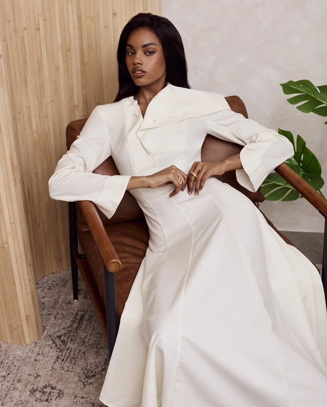 Shot in our Lifestyle Studio 📍🫶🏻

Team: 
Photographer: @borodkina_photo
Model: @sabrynaoliveirra (@prm_agency)
Stylist: @cecyliaswietlik
Make-up artist: @shivikafacepaint
Location: @soif.studios