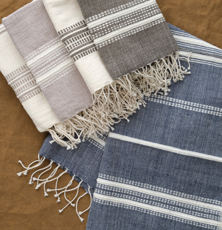 hand towel.png