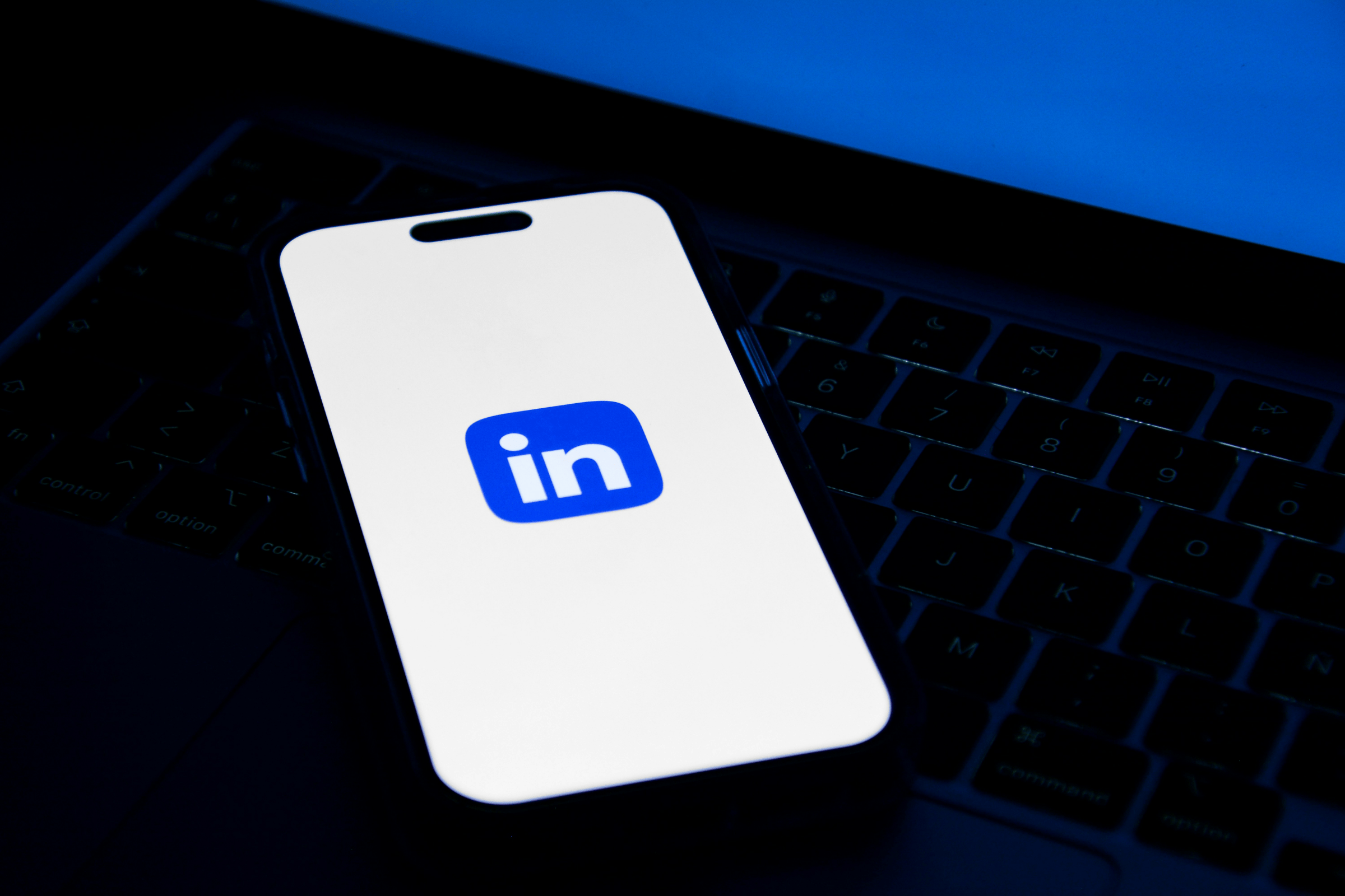 Why You Need a LinkedIn Management Agency in 2026