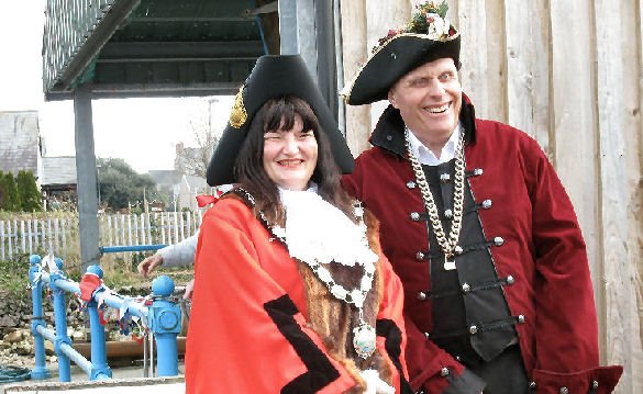 Donations at 51.695°N, 04.943°W