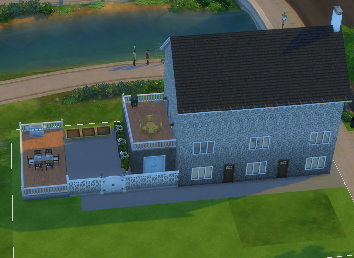 Side Garden and Balcony