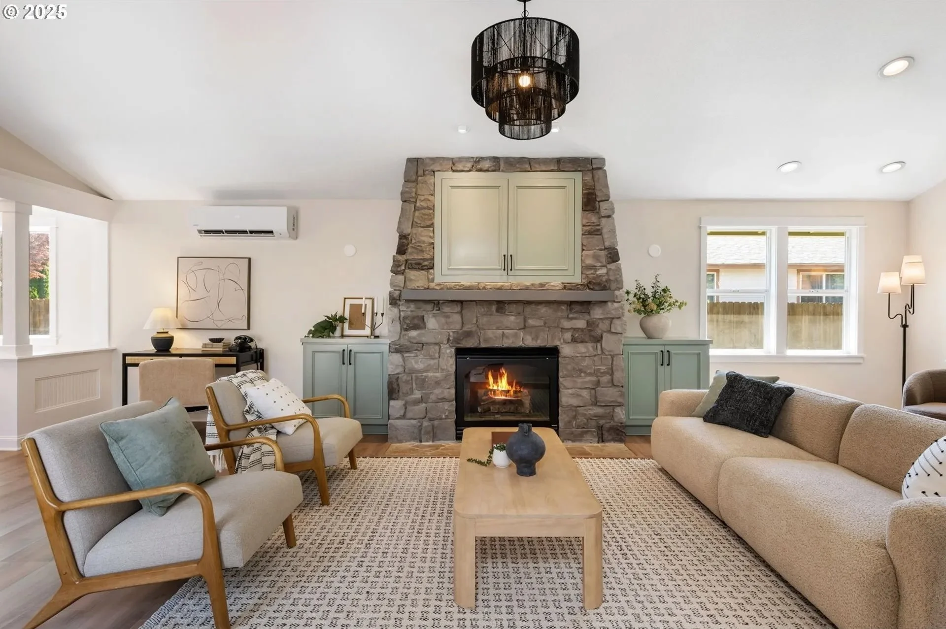 01a62b9c88ad08fe22c1f5a1dce73162l-m2445395755rd-w2048_h1536 copy.jpg