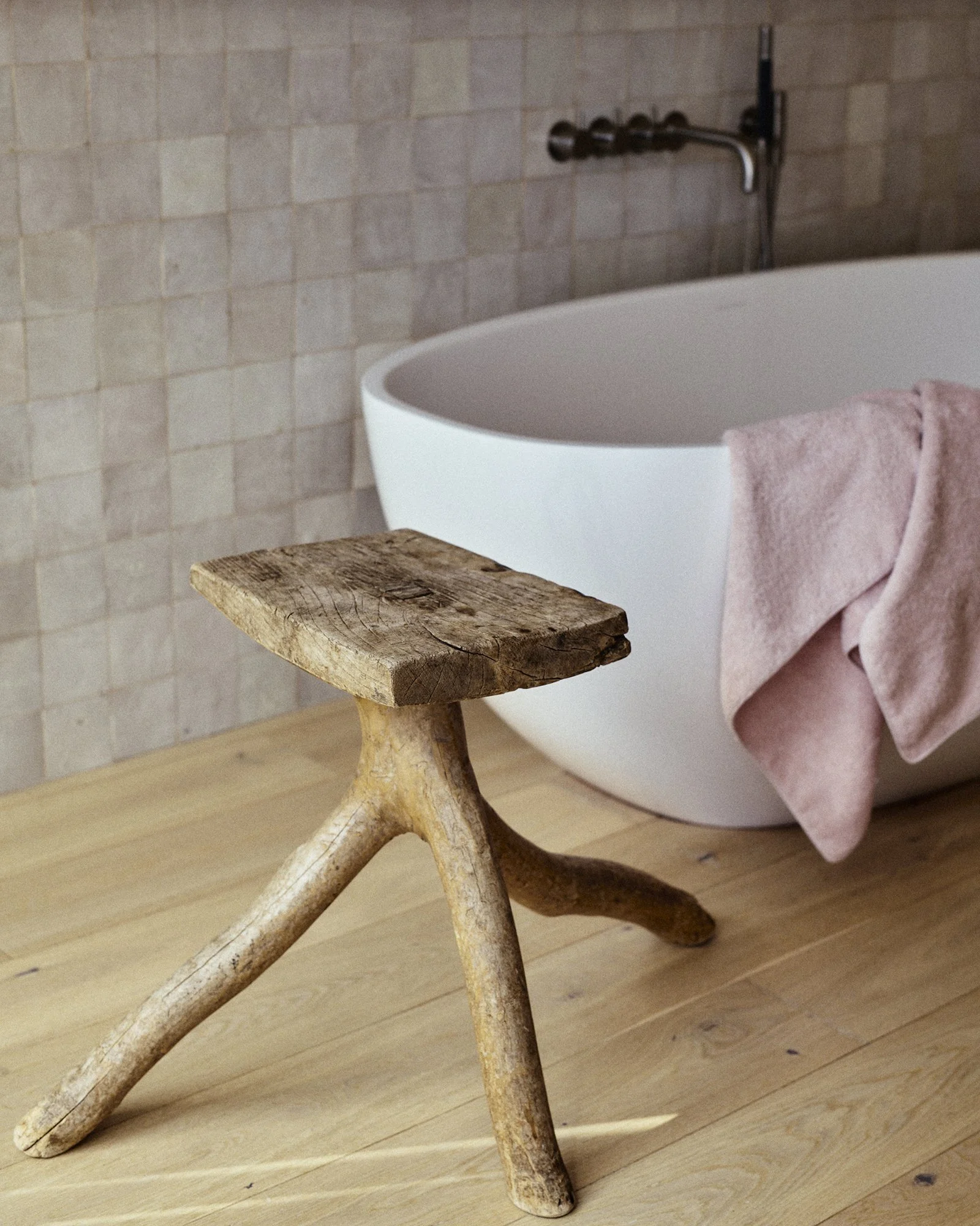 qq2025_03_07_BATHE77758 copy.jpg