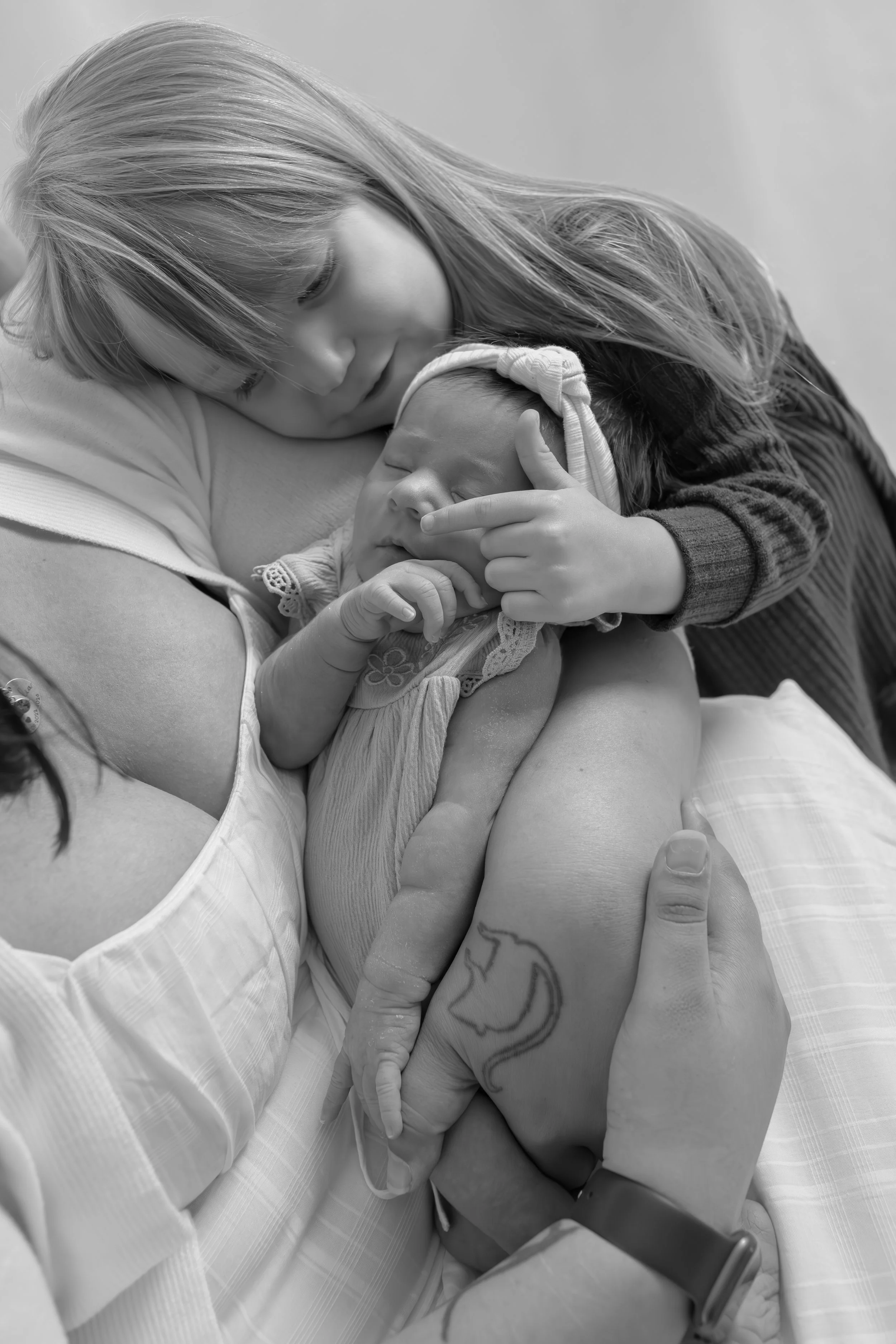 lifestyle newborn photography Loomis CA.jpg