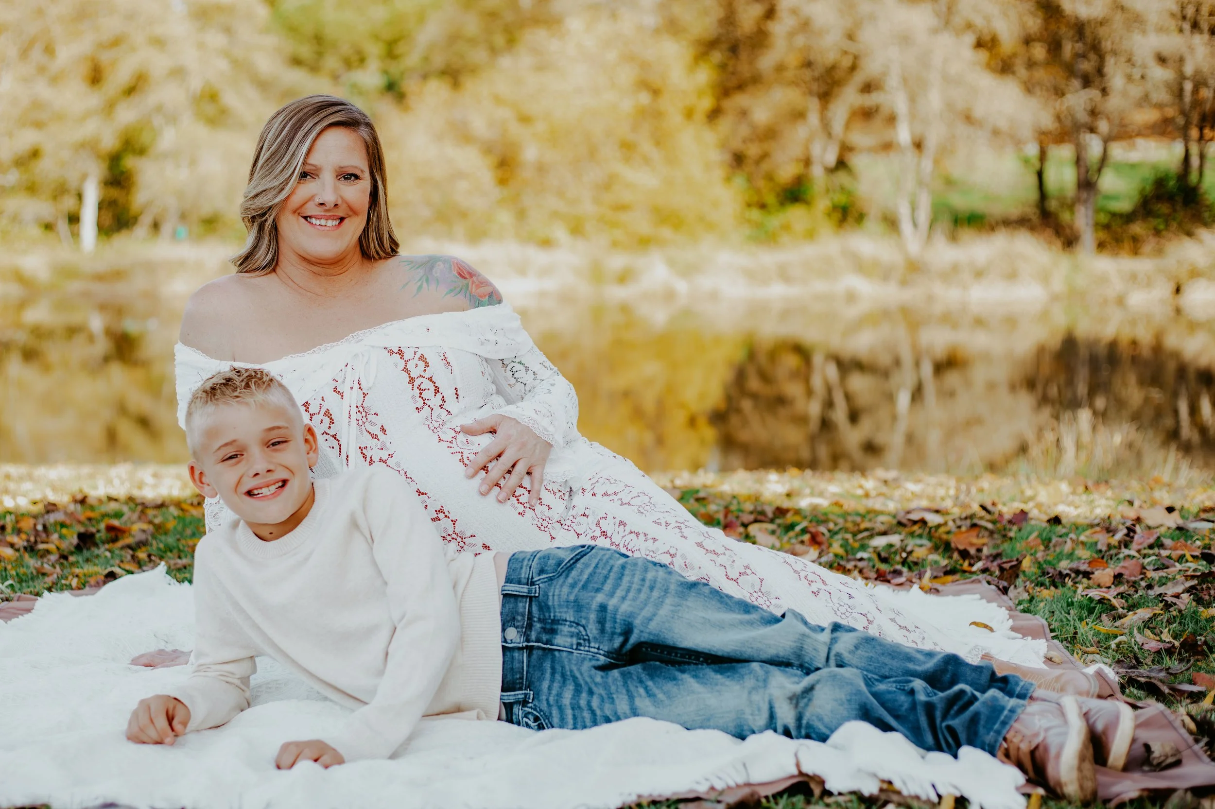 maternity photography in Meadow Vista ca.jpg