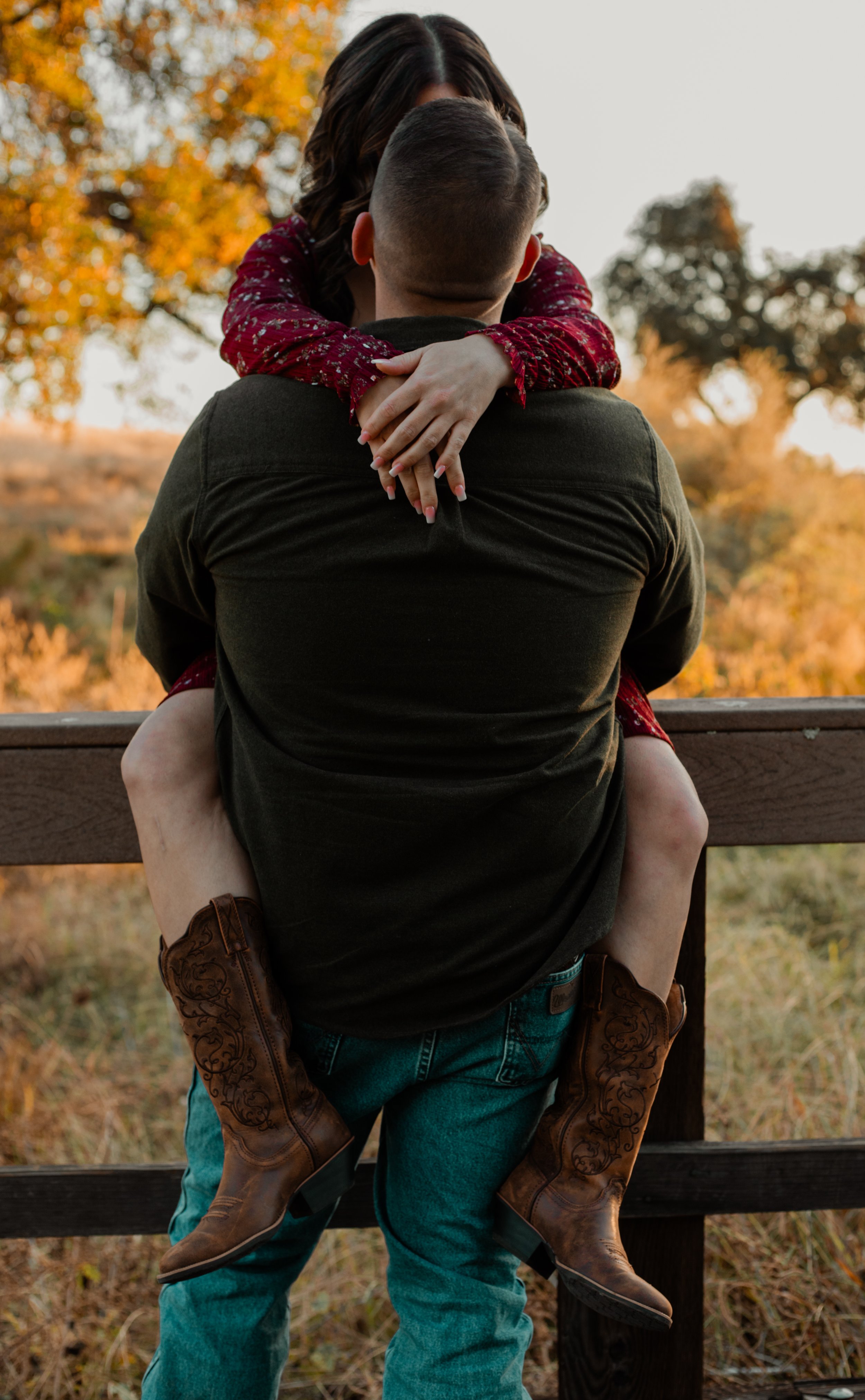 couples photographer in auburn ca.jpg
