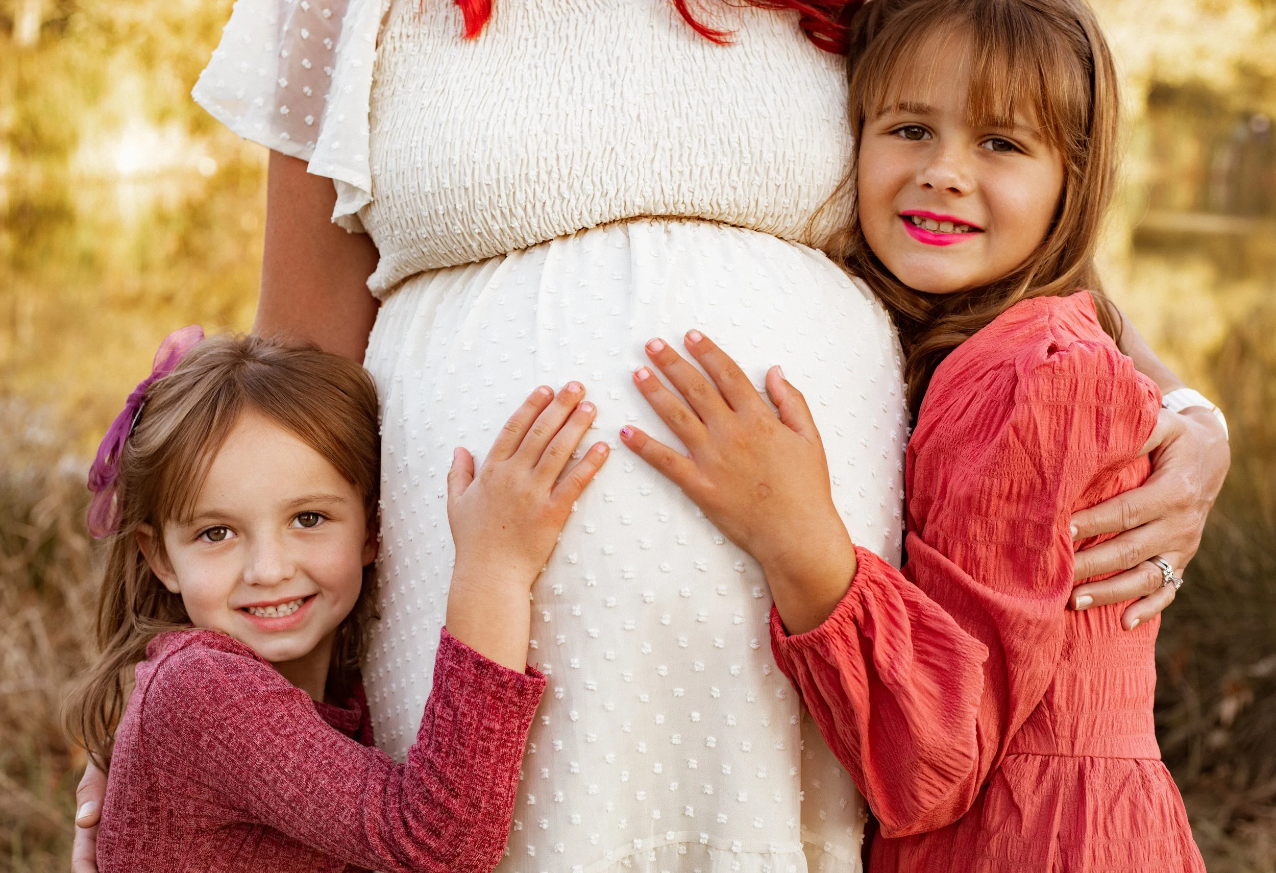 maternity photographer in Newcastle ca.jpg