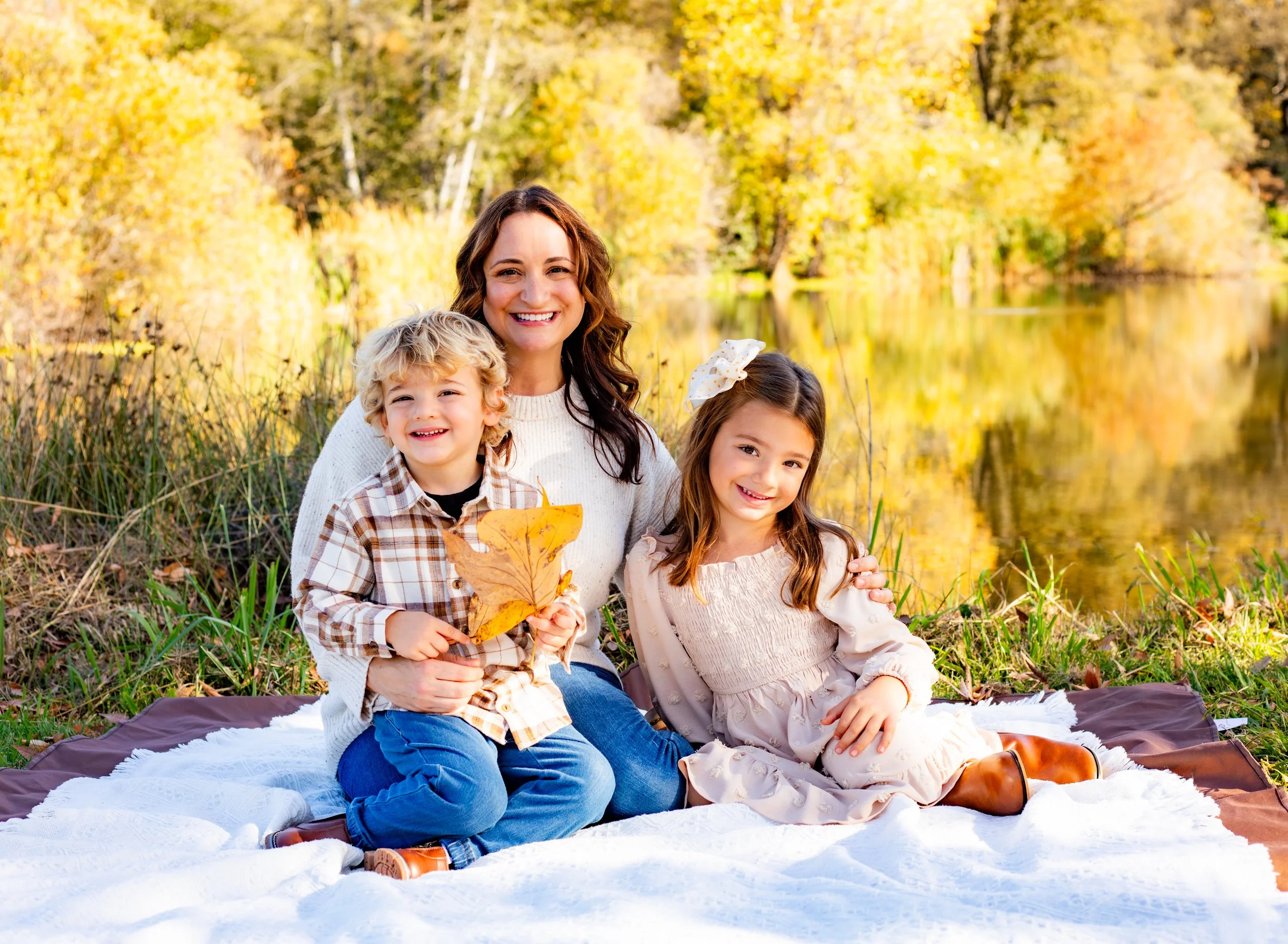 Family photographer in Grass Valley ca.jpg