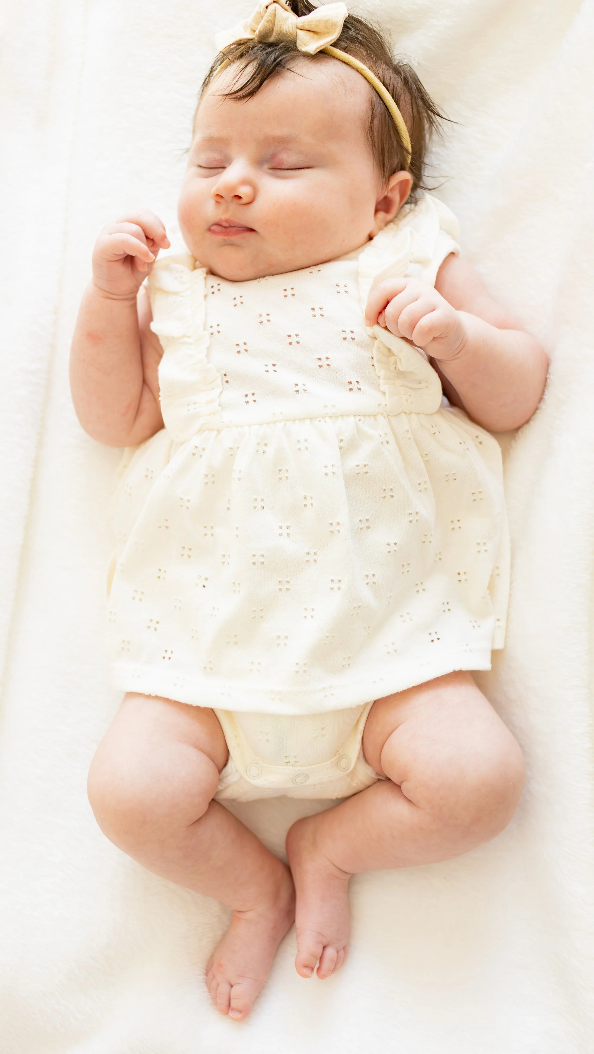 lifestyle newborn photographer near Grass Valley.jpg