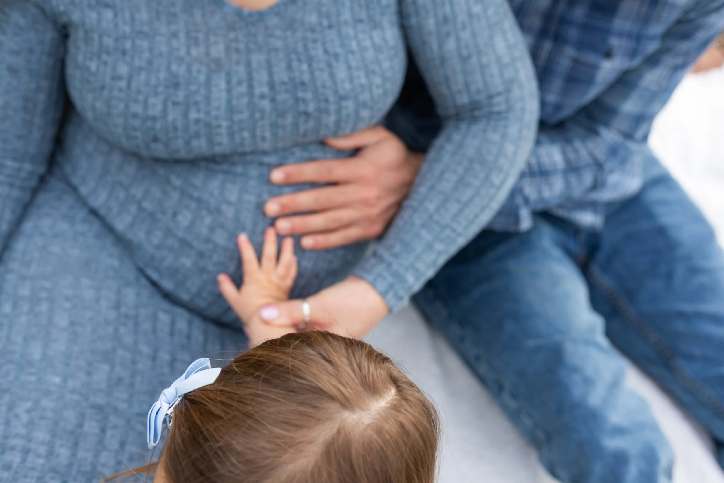 maternity photographer in Newcastle ca.jpg