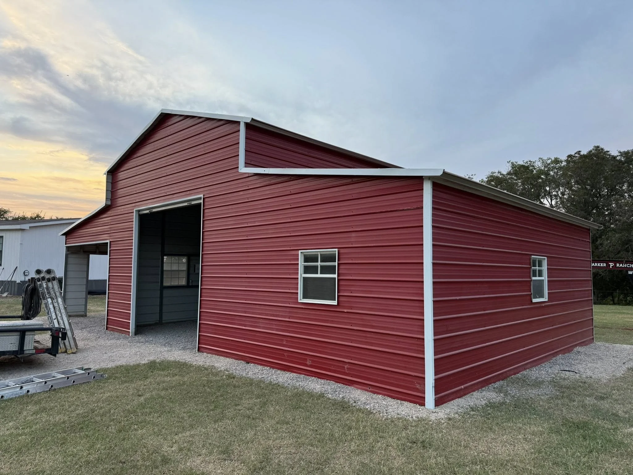 Horse Barn 44x25