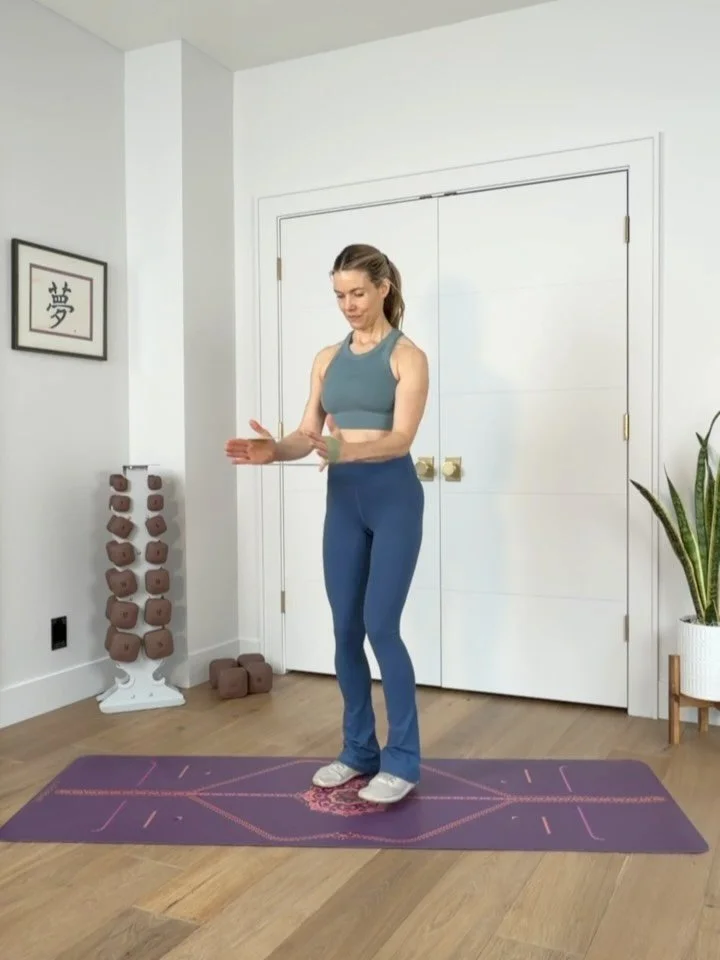 Steal this upper body workout!

Start with a loop band warm-up, then grab a set of weights that feels challenging by the end of each set. Aim for 2&ndash;3 sets of each move.

Rows
Chest fly (single, single, double)
Chest press with bridge
Biceps cur