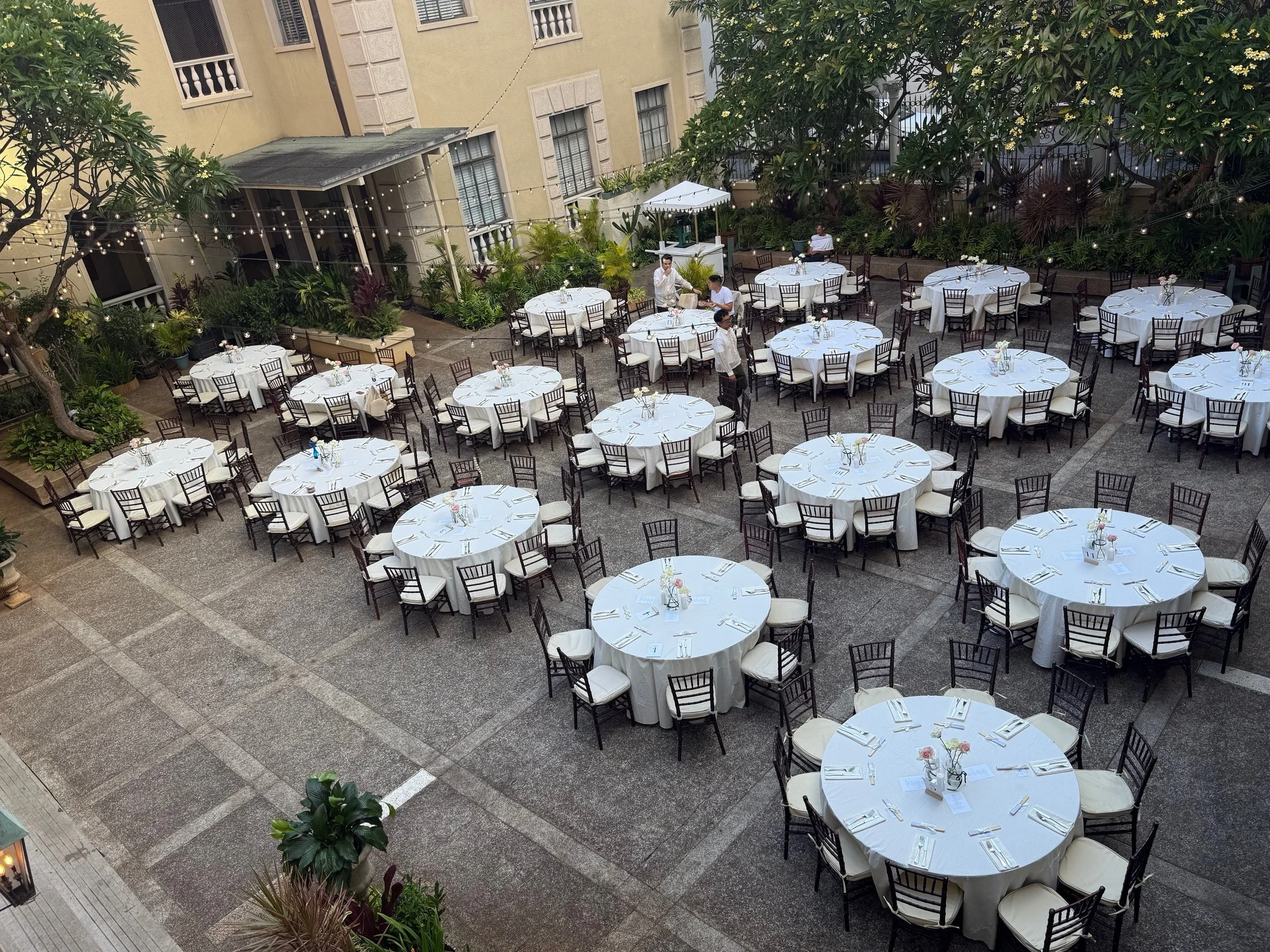 19 Table Courtyard Reception #3.jpg