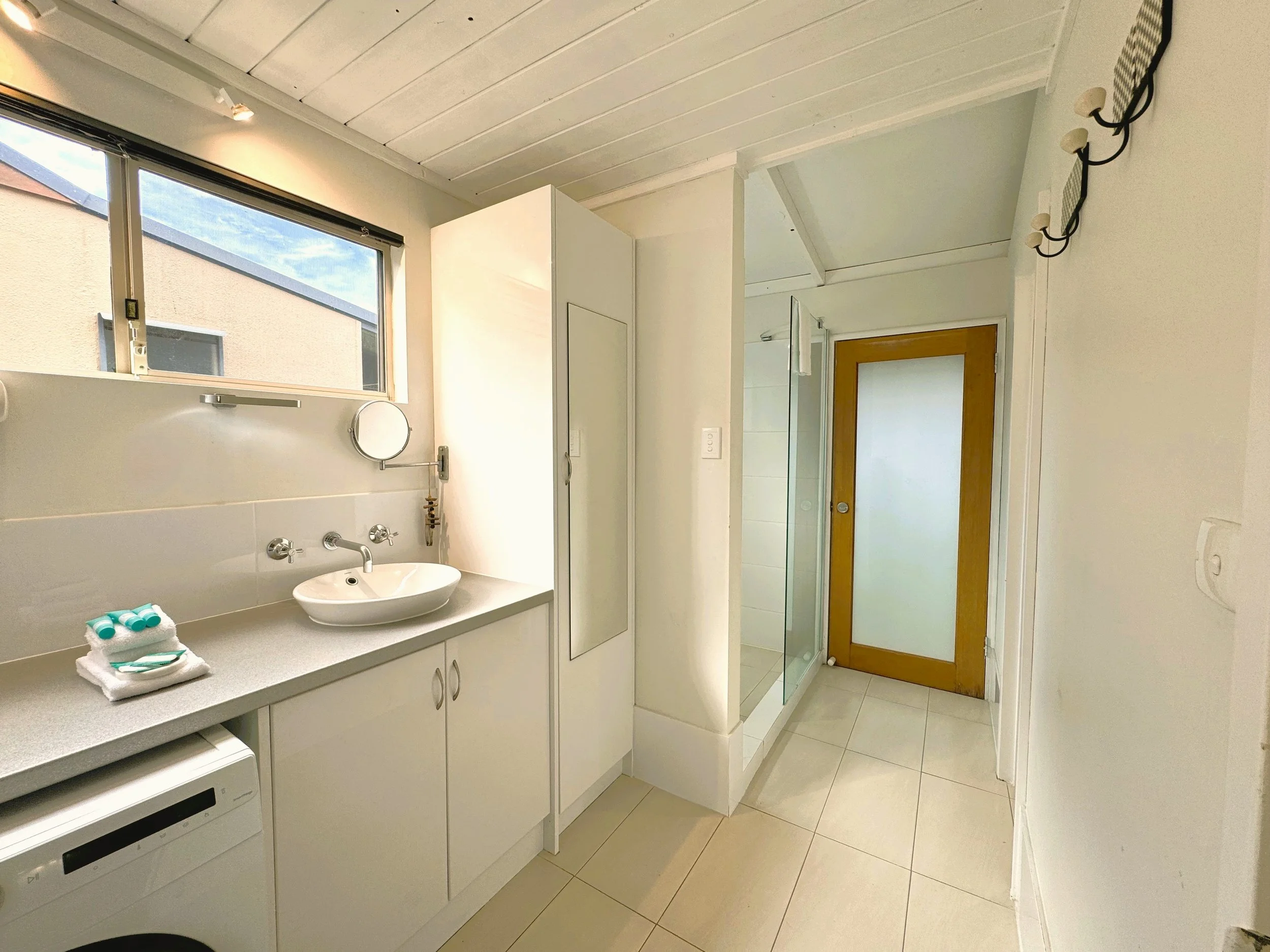 Chalet 3 bathroom.jpeg