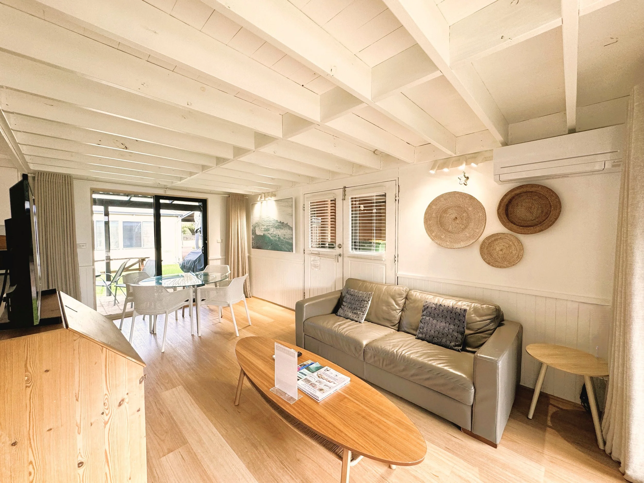 Chalet 3 living.jpeg