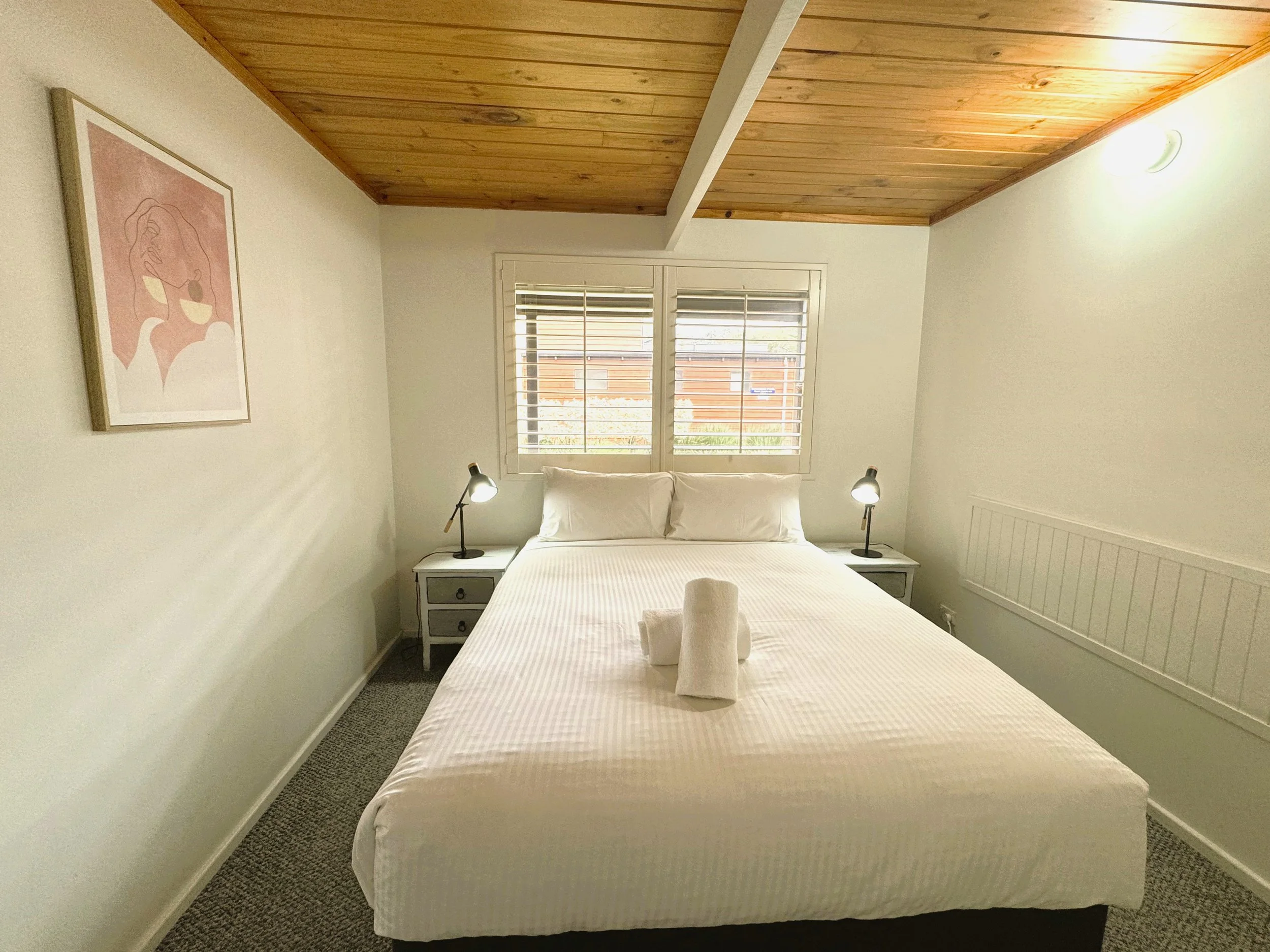 Chalet 6 Master bedroom.jpeg