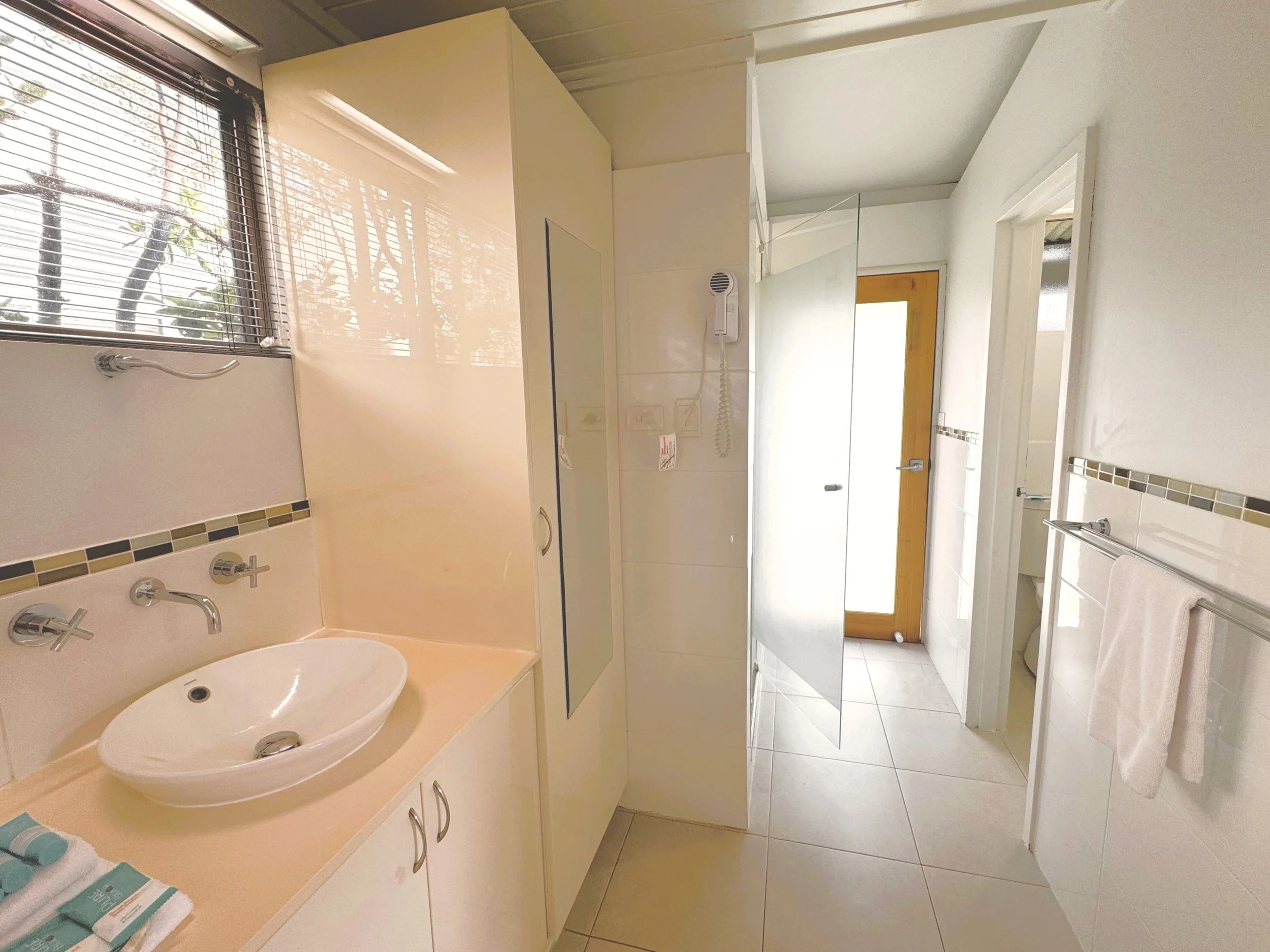 Chalet 12 bathroom.jpeg