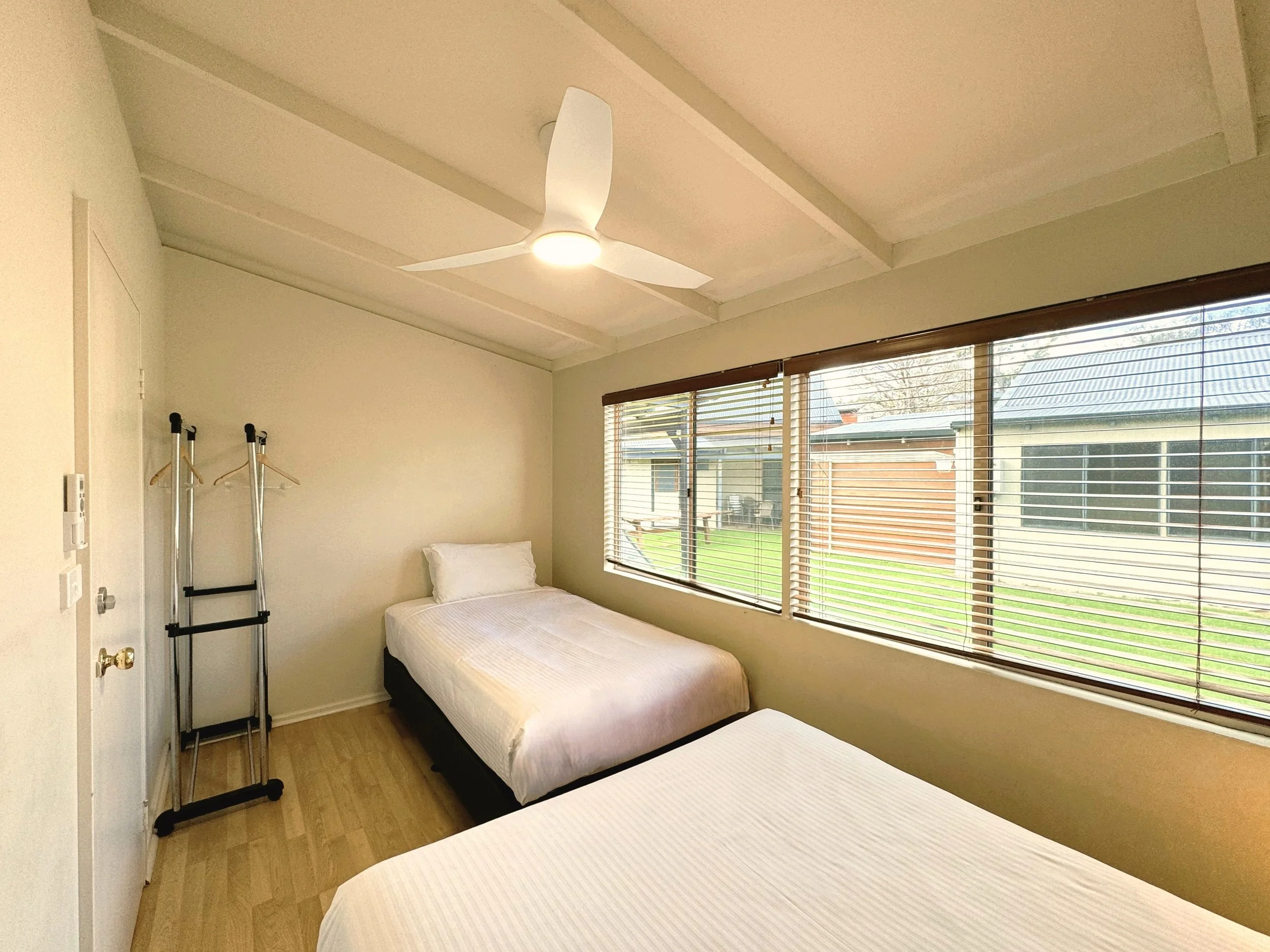 cottage 5 single bed.jpeg