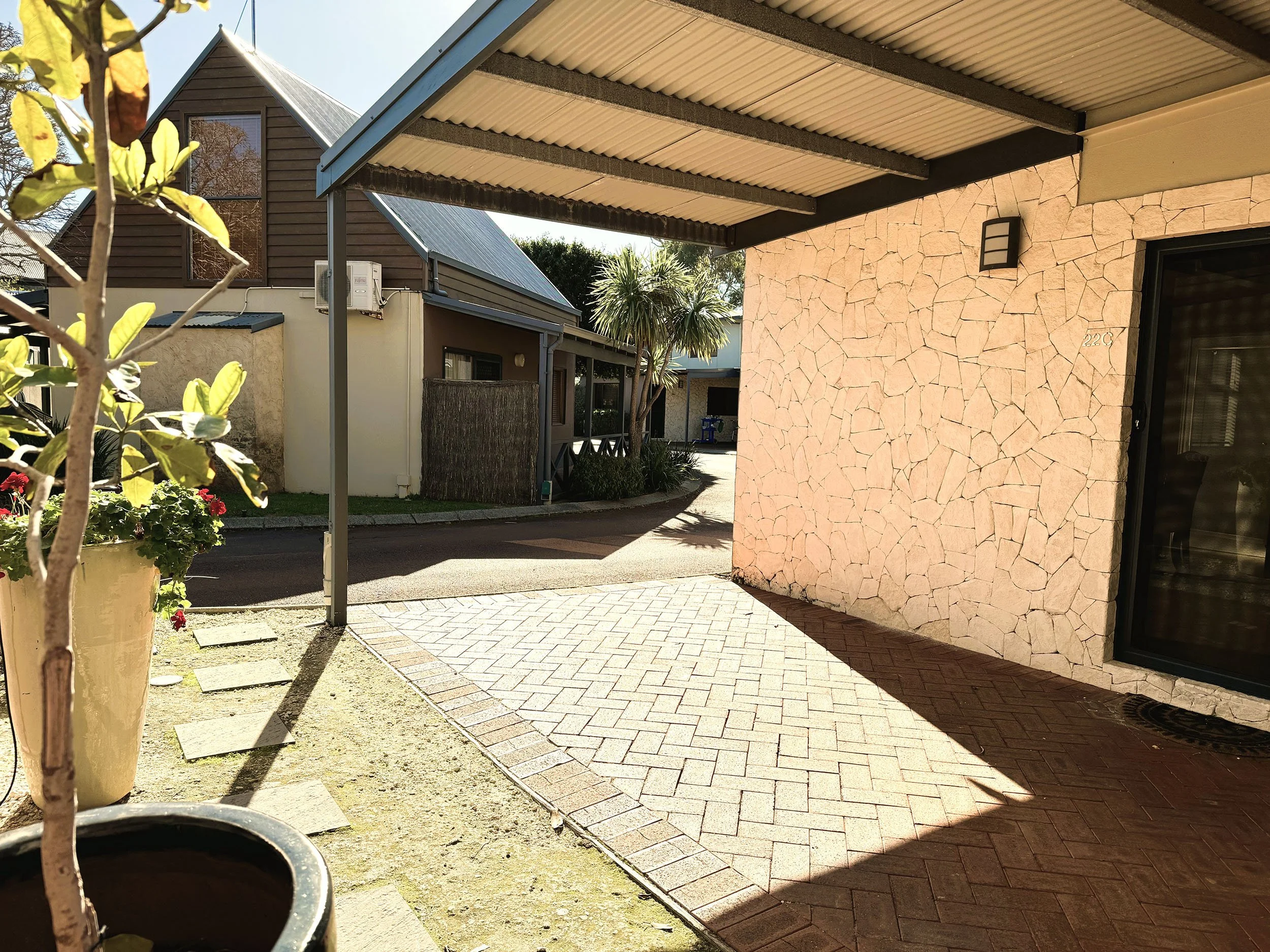 villa 22 A car park.jpeg