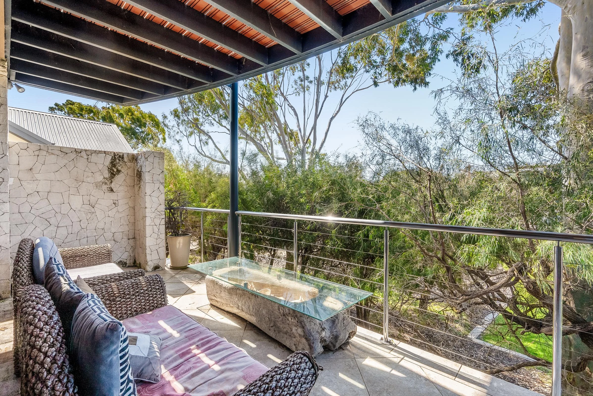 Executive Villa 23 - 2 bed x 2 bath