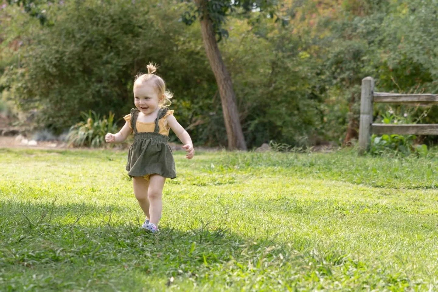 I had the joy of photographing Amber and her sweet family at the WPA Rock Garden in William Land Park. 🌿✨ It’s one of my favorite spots in Sacramento — in just a short distance you’ll find vibrant blooms, sculptural succulents, a c