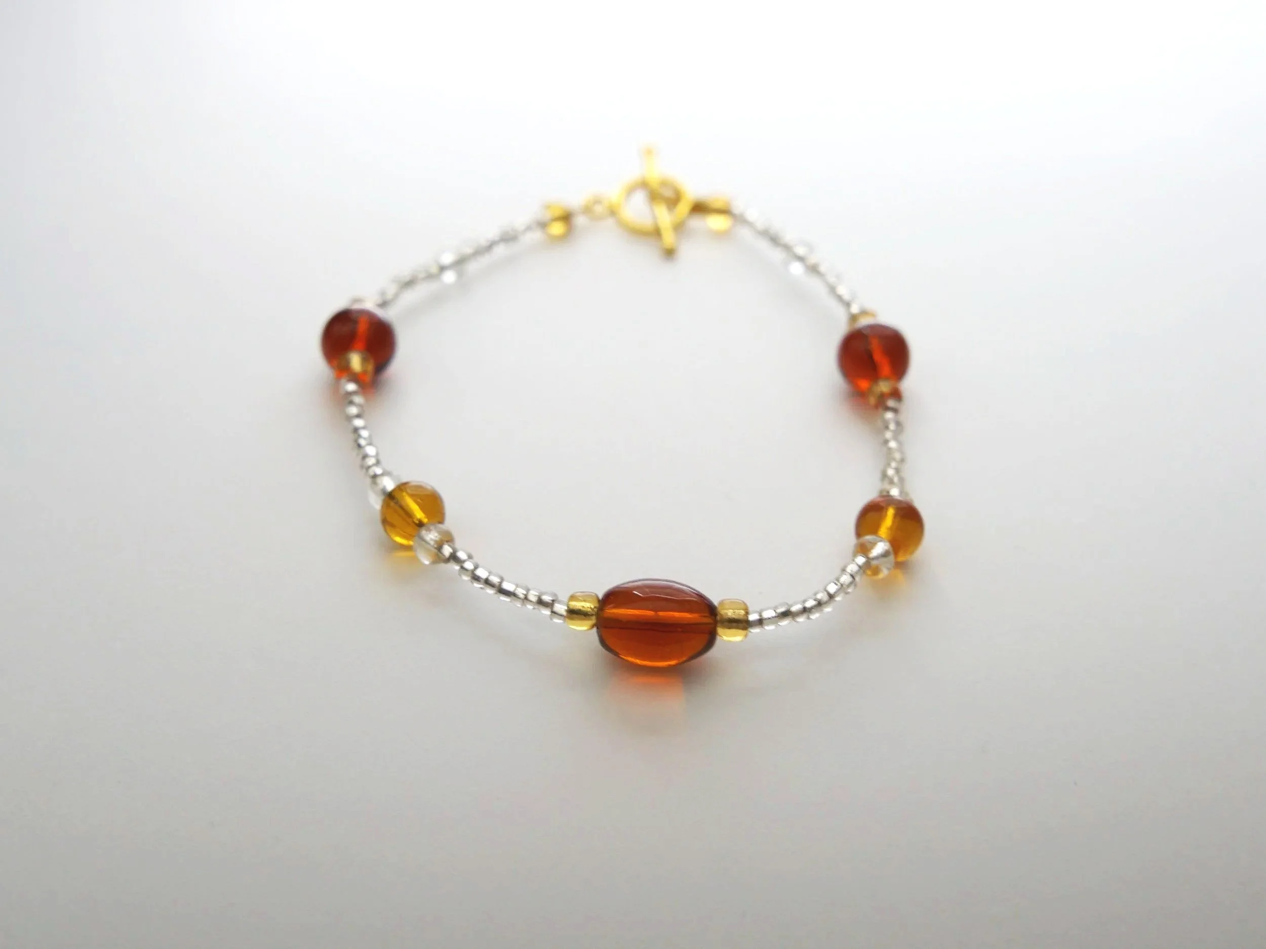 WB4+Gold+Clear+Amber+Color+Glass+2.jpg