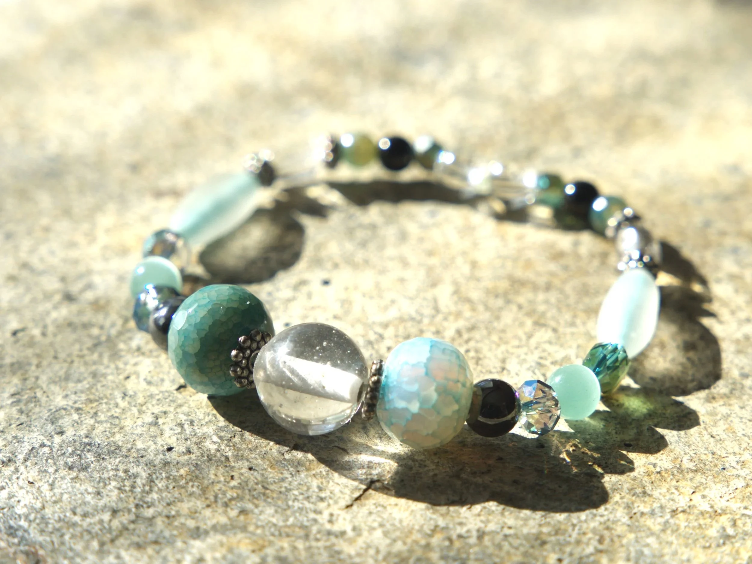 B6+Clear+Crystal+Dyed+Blue+Agate+Hematite+1.jpg