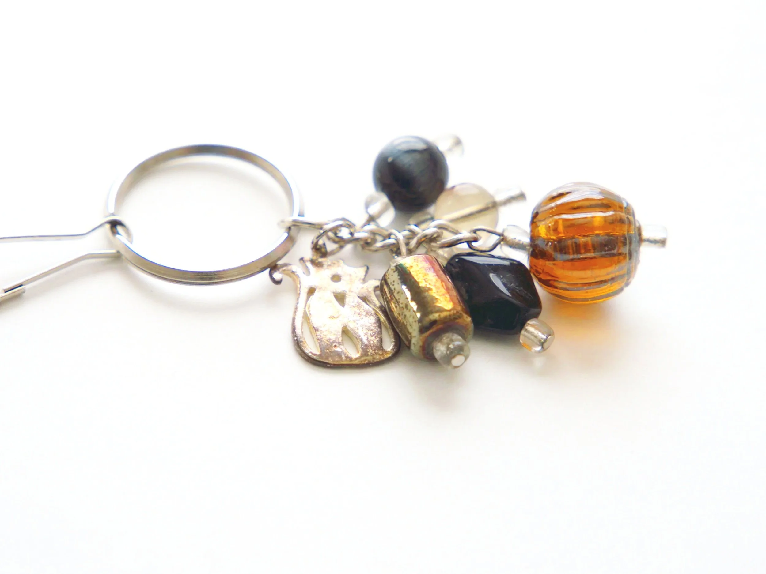 K49+Antique+Silver+Cats+Clear+Honey+Metallic+Copper+Black+Tigers+Eye+1.jpg