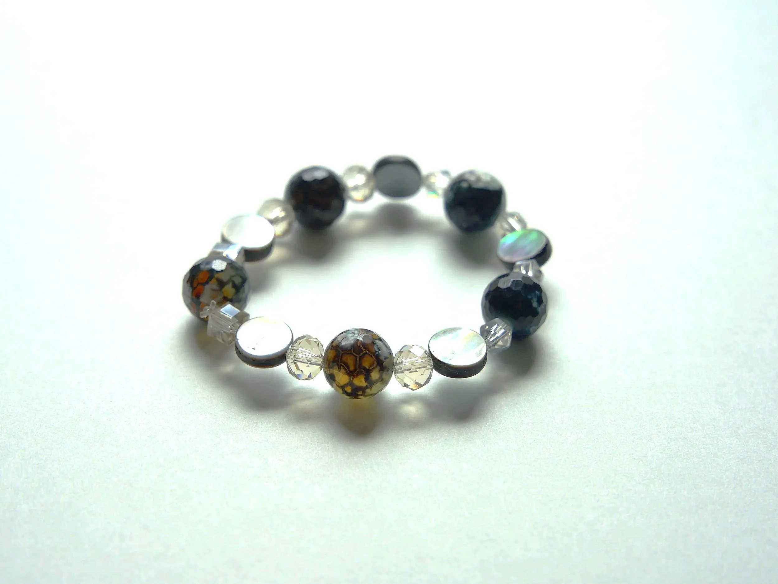 B43+Genuine+Mother+of+Pearl+Seashell+Dragon+Agate+Clear+Crystal+3.jpg
