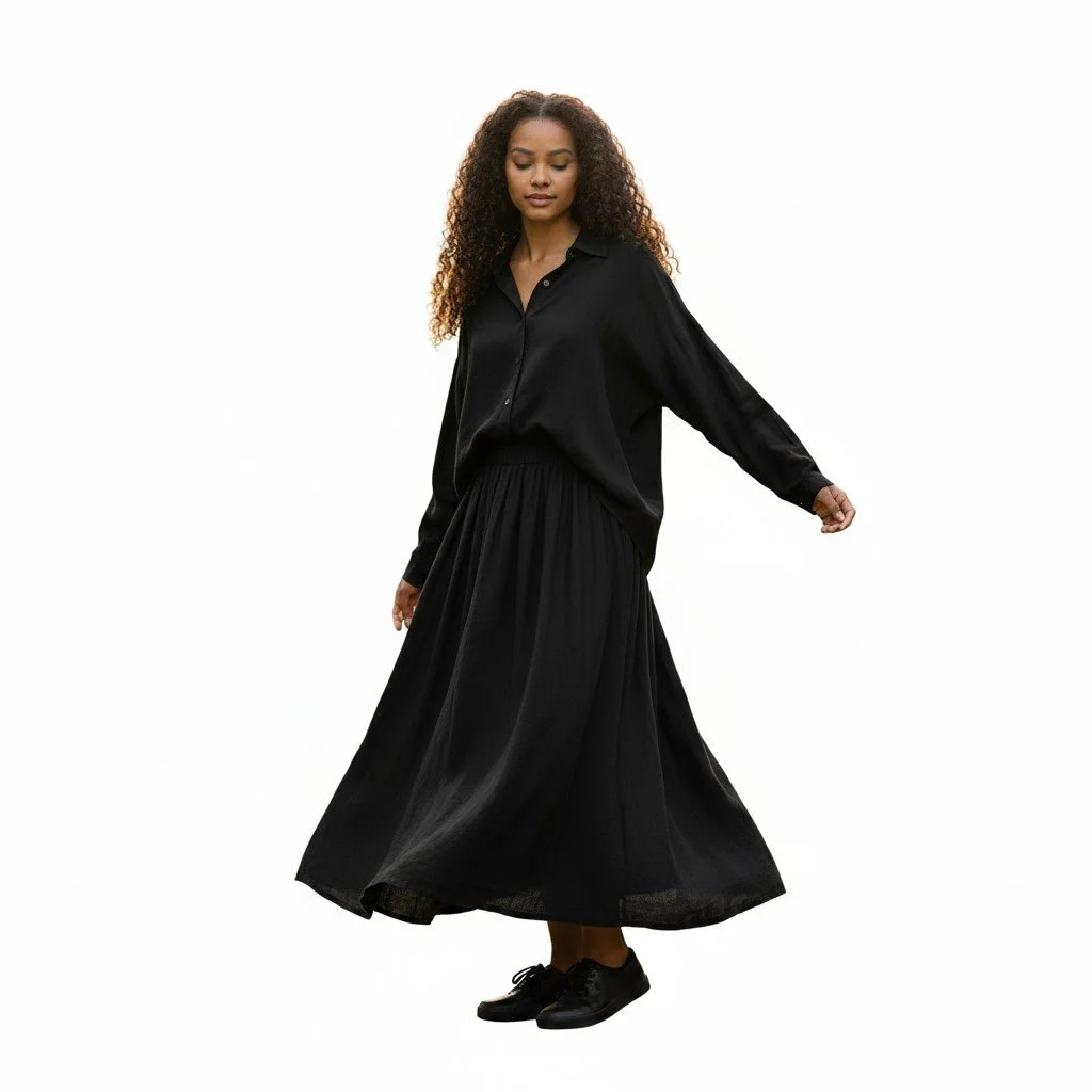 EmA_Shirt&SkirtSet_Black_W Models.jpg