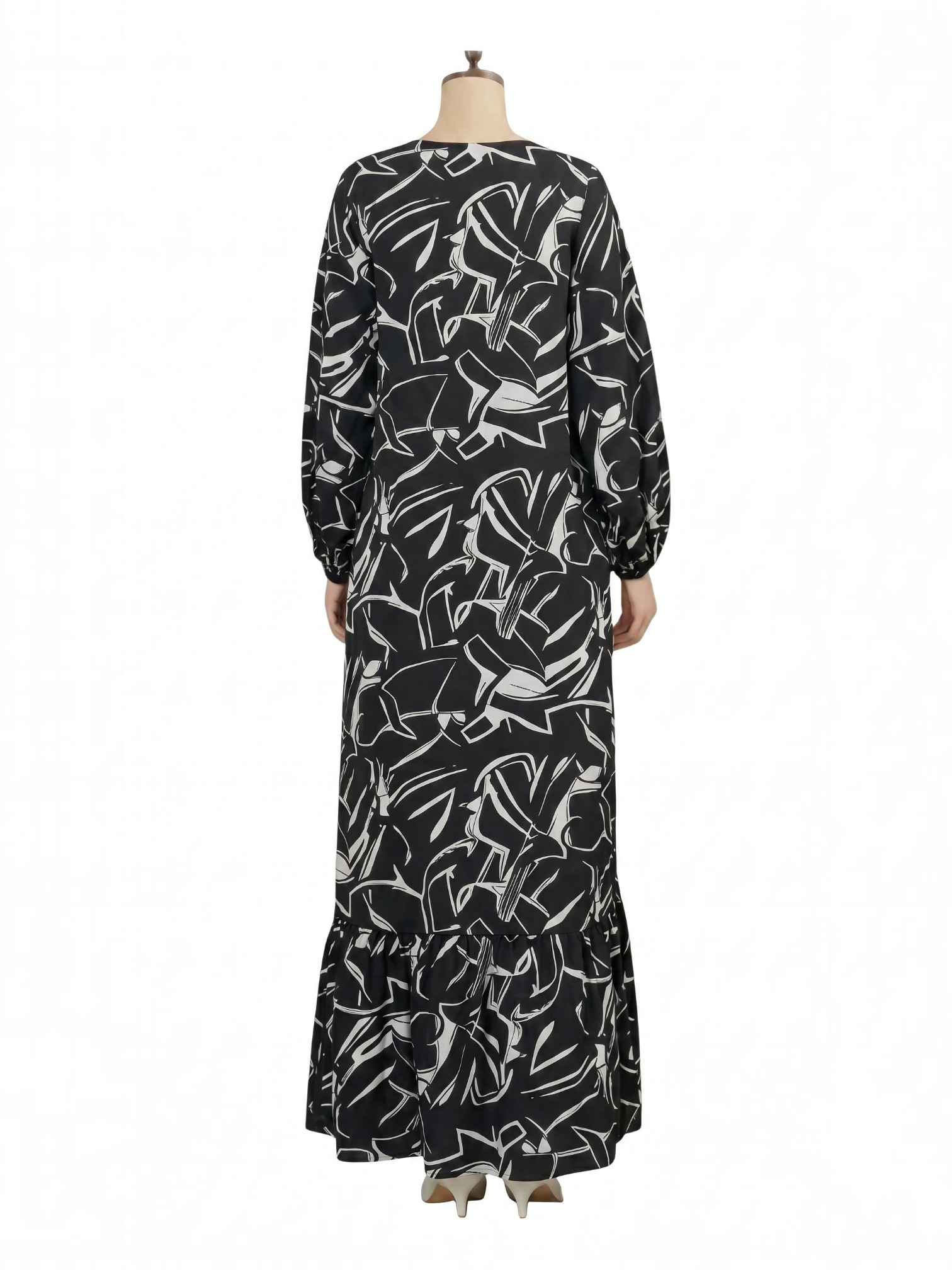 The Nura Dress_Black&White2.png