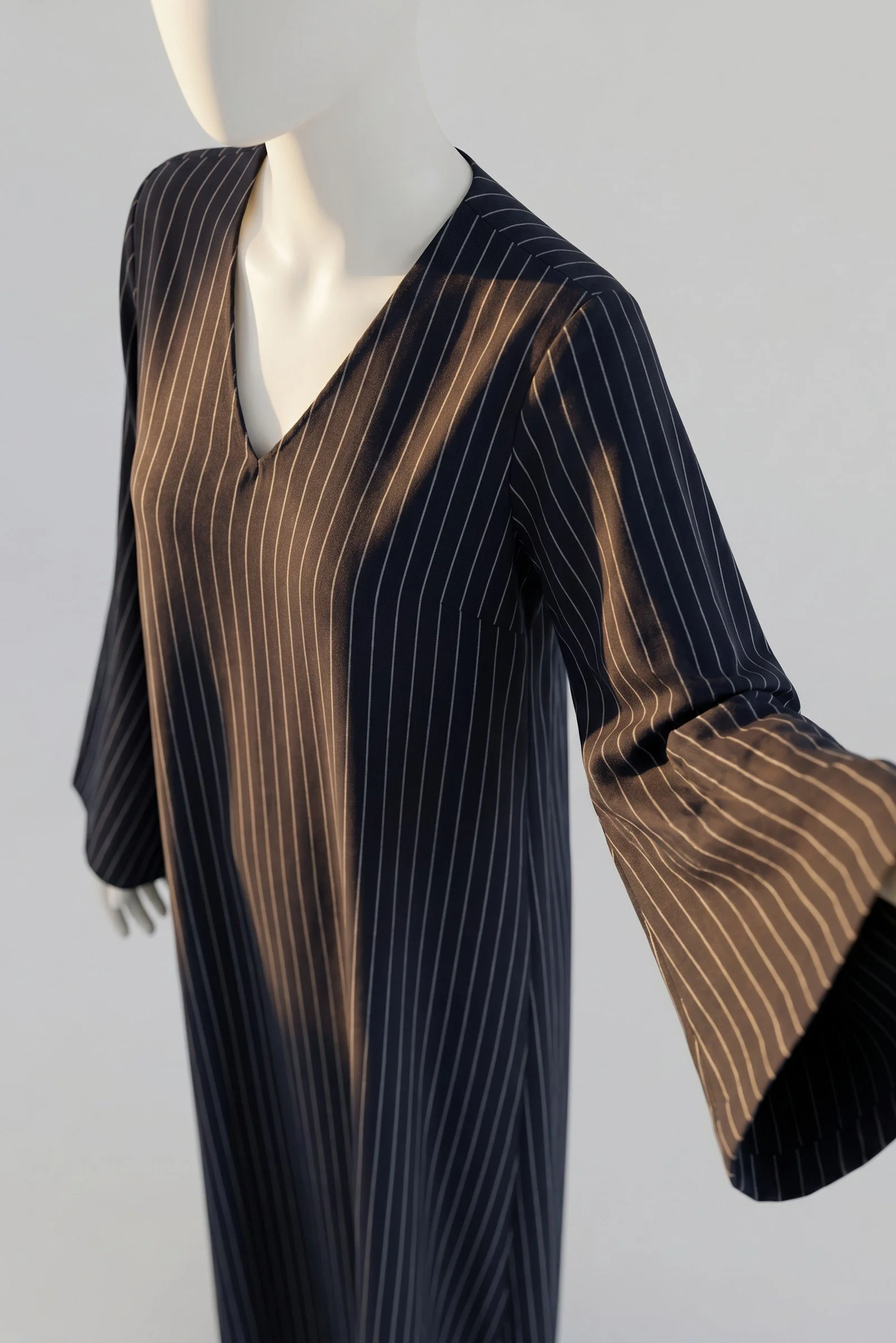 The Linear Dress_Blue1.jpg
