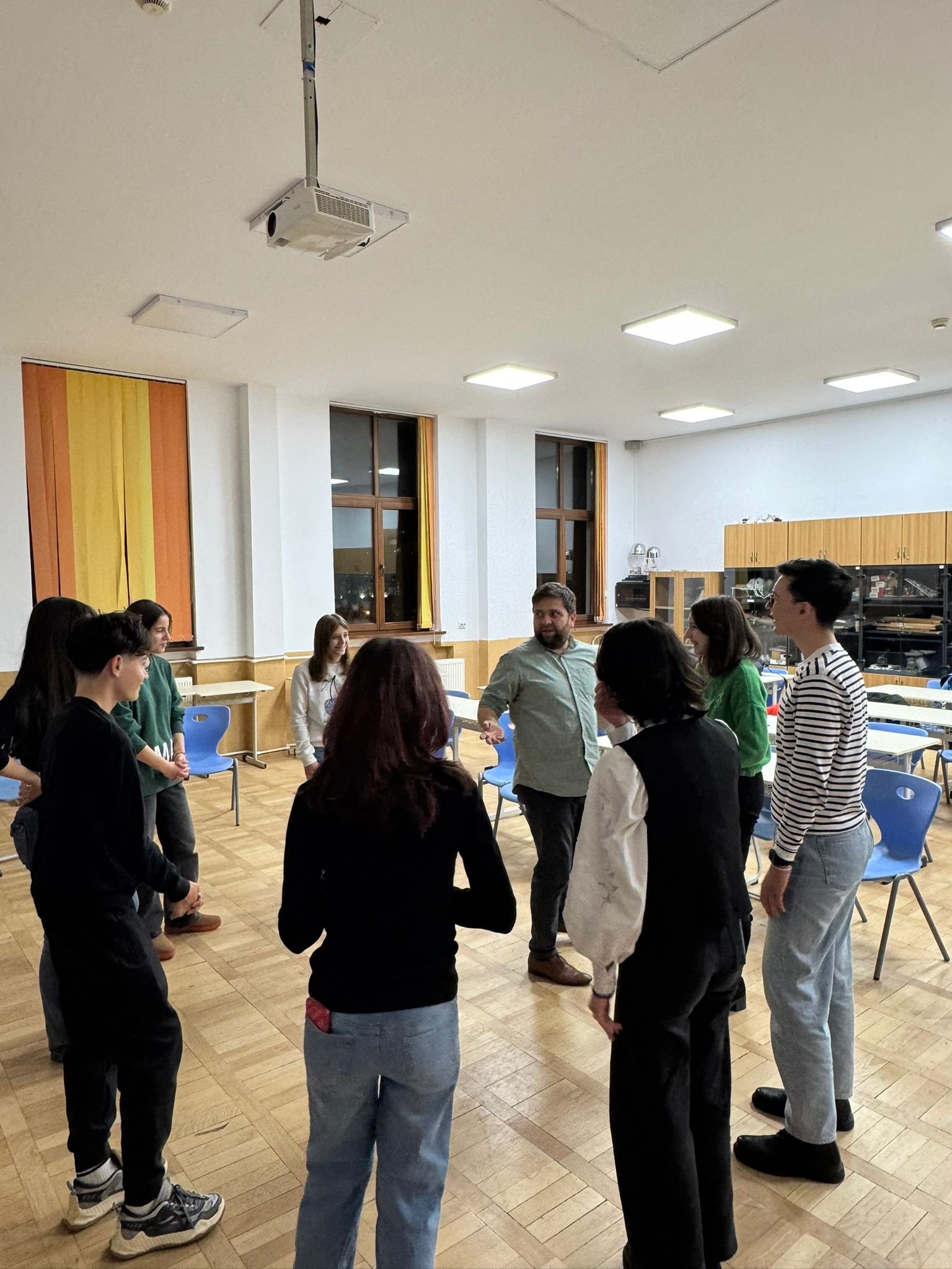 9928ecf1-1d56-4f19-b032-772281e03a9f.jpg