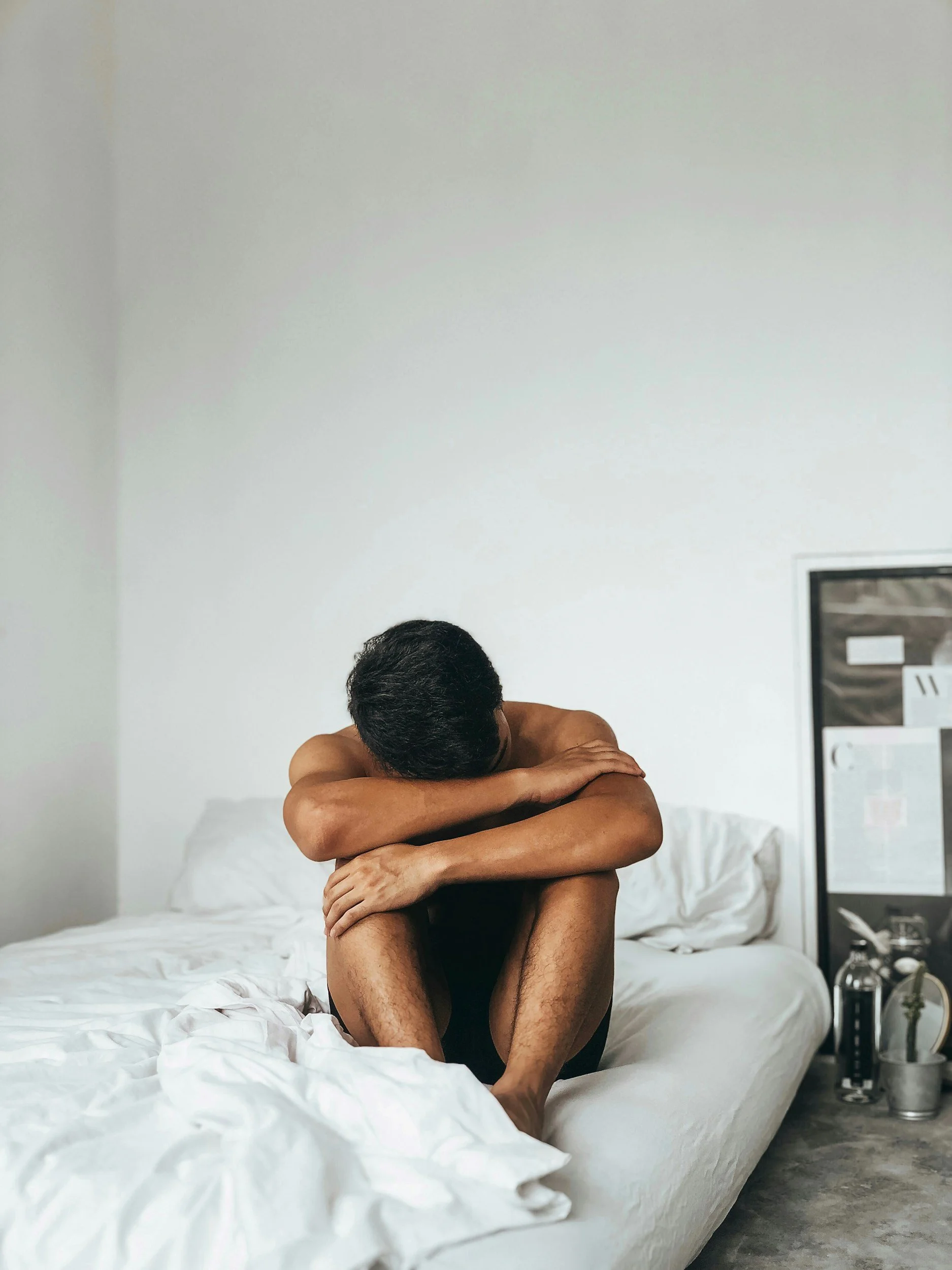 defeated man in bed. Sex therapy scottsdale -sex therapy for men scottsdale, az - erectile dysfunction therapist scottsdale, az - individual sex therapy scottsdale - fountain hills - pinnacle peak - paradise valley - old town scottsdale - arizona