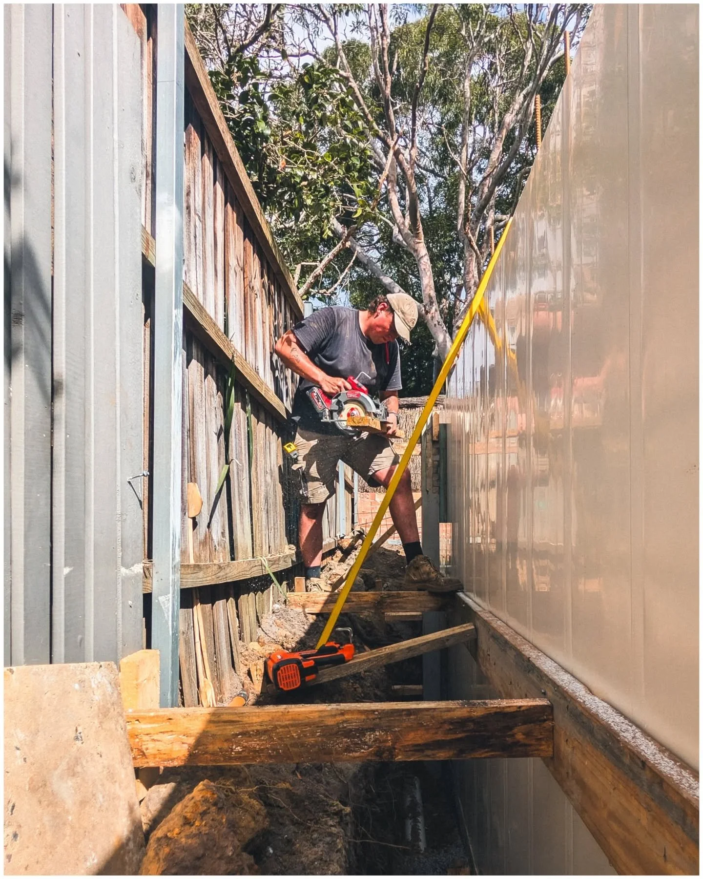 Stuck in @ balgowlah as we prepare to form our second slab.

#go2theant