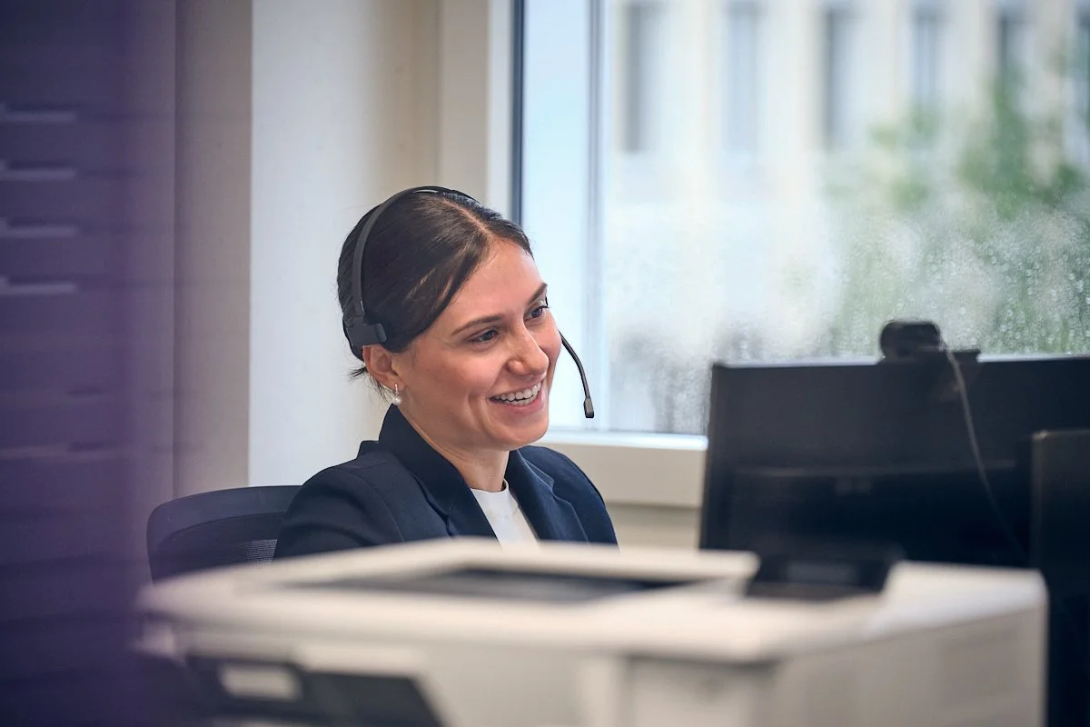 sandra-dimo-markengestaltung-moore-zurich-ag-bildwelten-mitarbeiterin.jpg
