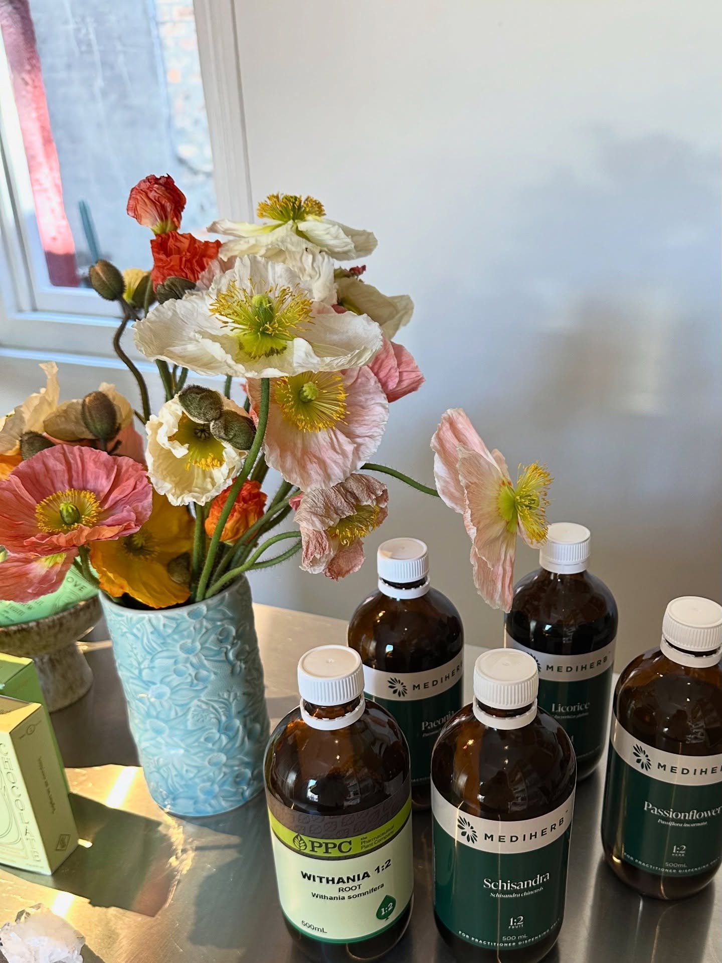 Just a few green flags I look for as a women&rsquo;s health naturopath, signs that your body&rsquo;s working with you again 🪽