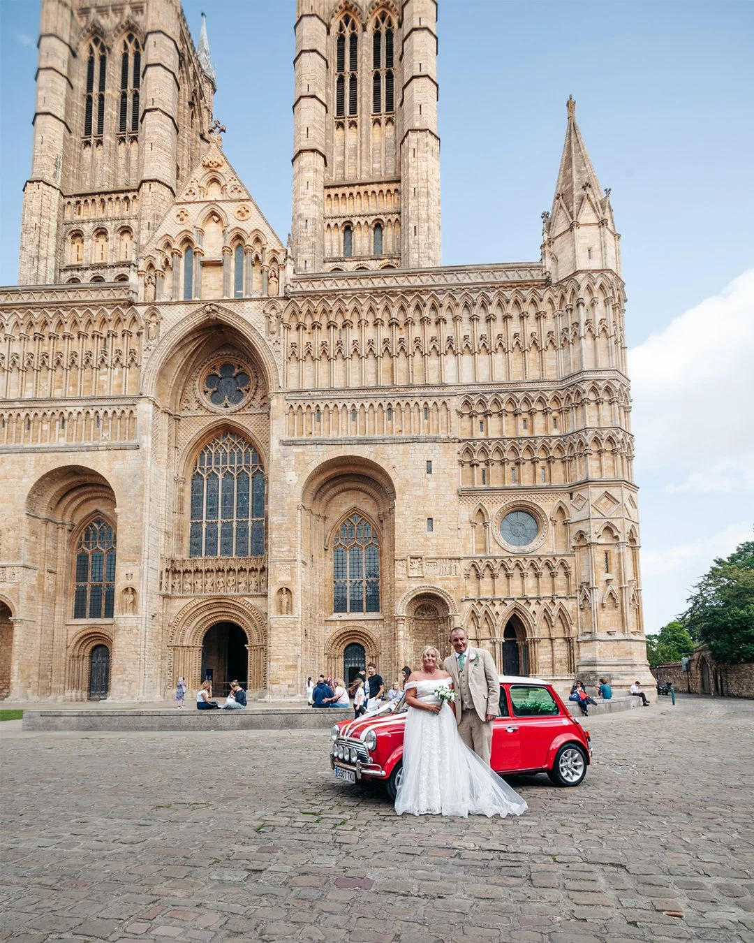 Did you know that Lincoln Cathedral was the tallest building in the world for over 550 years? 

So when Sharon and Andy got married in Lincoln in the summer, we absolutely had to use it as a backdrop for some photos, topped off with the classic Mini 