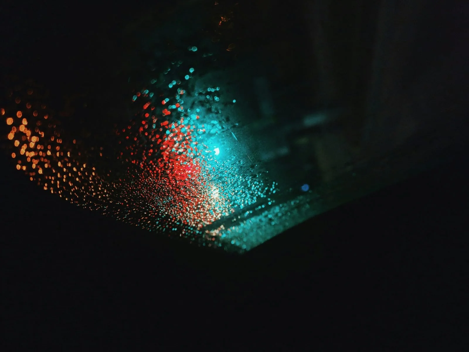andrew-solok-TeQWcTj5314-unsplash-1600x1200.jpg