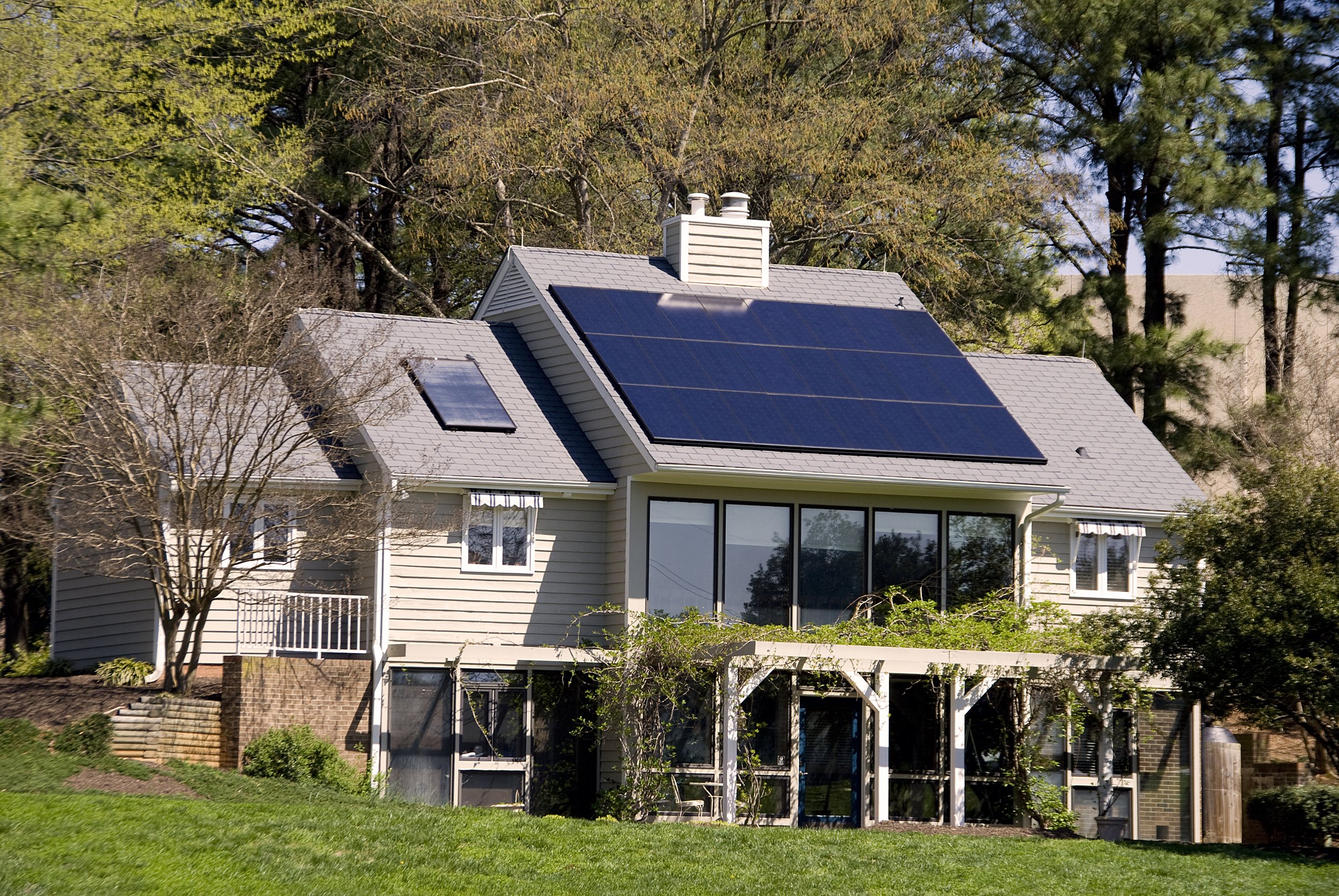 Freedom Solar Pros Broker.jpg