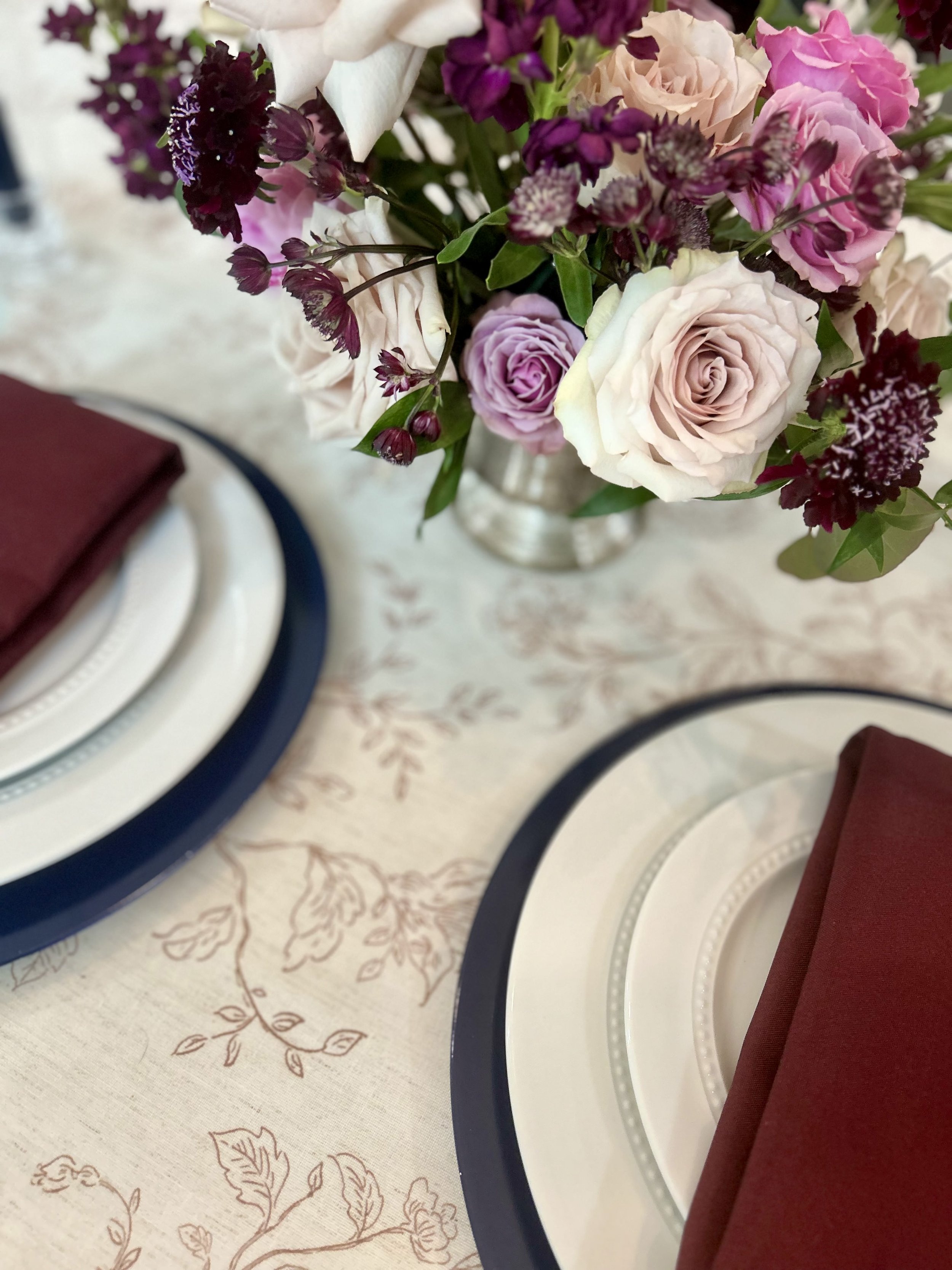 burgundy-blush-tablescape-2.jpg