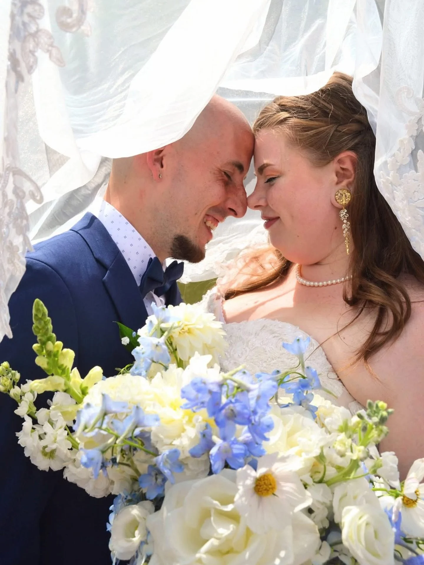 One of my sentimental favorites from this summer. 💙

Photography:
@kailenryanphotography 
@jsy.graphs 

#VirginiaFlorist
#YorktownFlorist
#HamptonFlorist
#NewportNewsFlorist
#WilliamsburgFlorist
#RichmondFlorist
#HamptonRoadsFlorist
#WeddingFlowers
