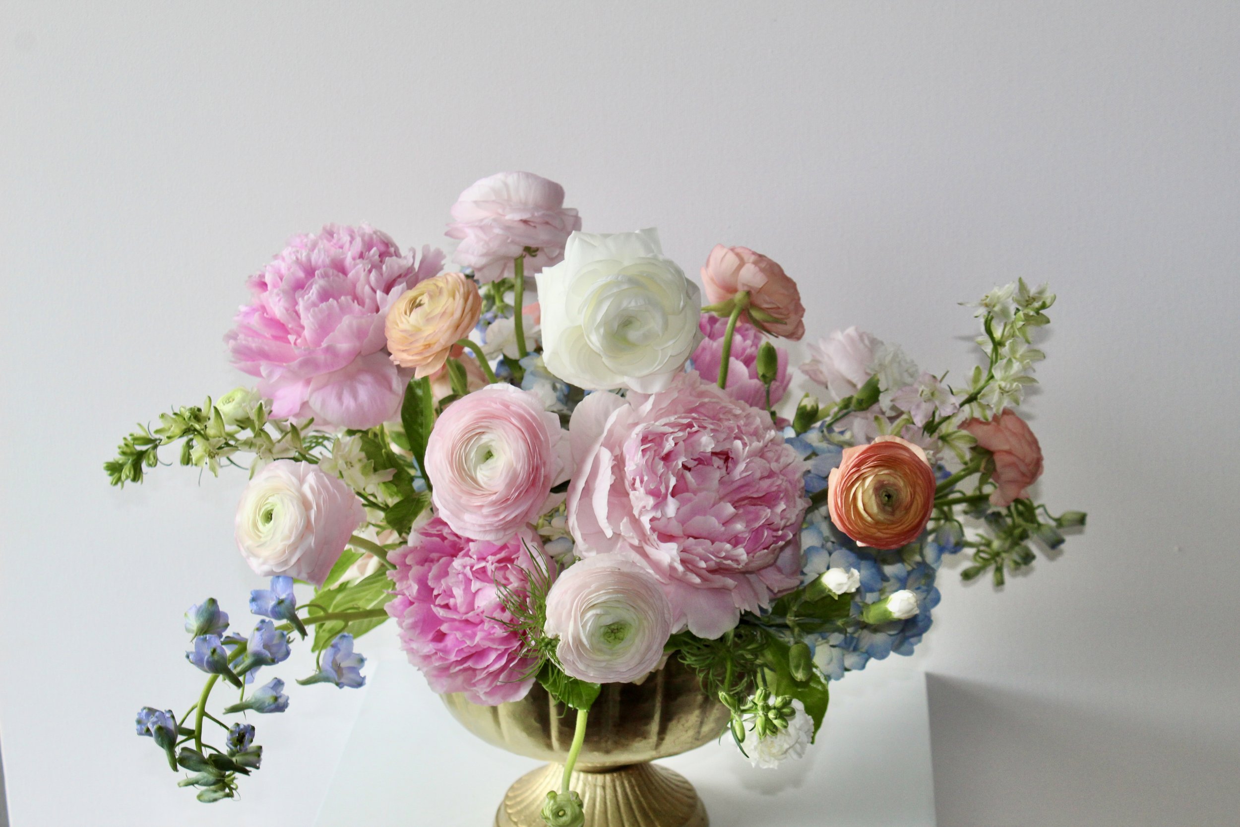 spring-pastel-centerpiece.jpg