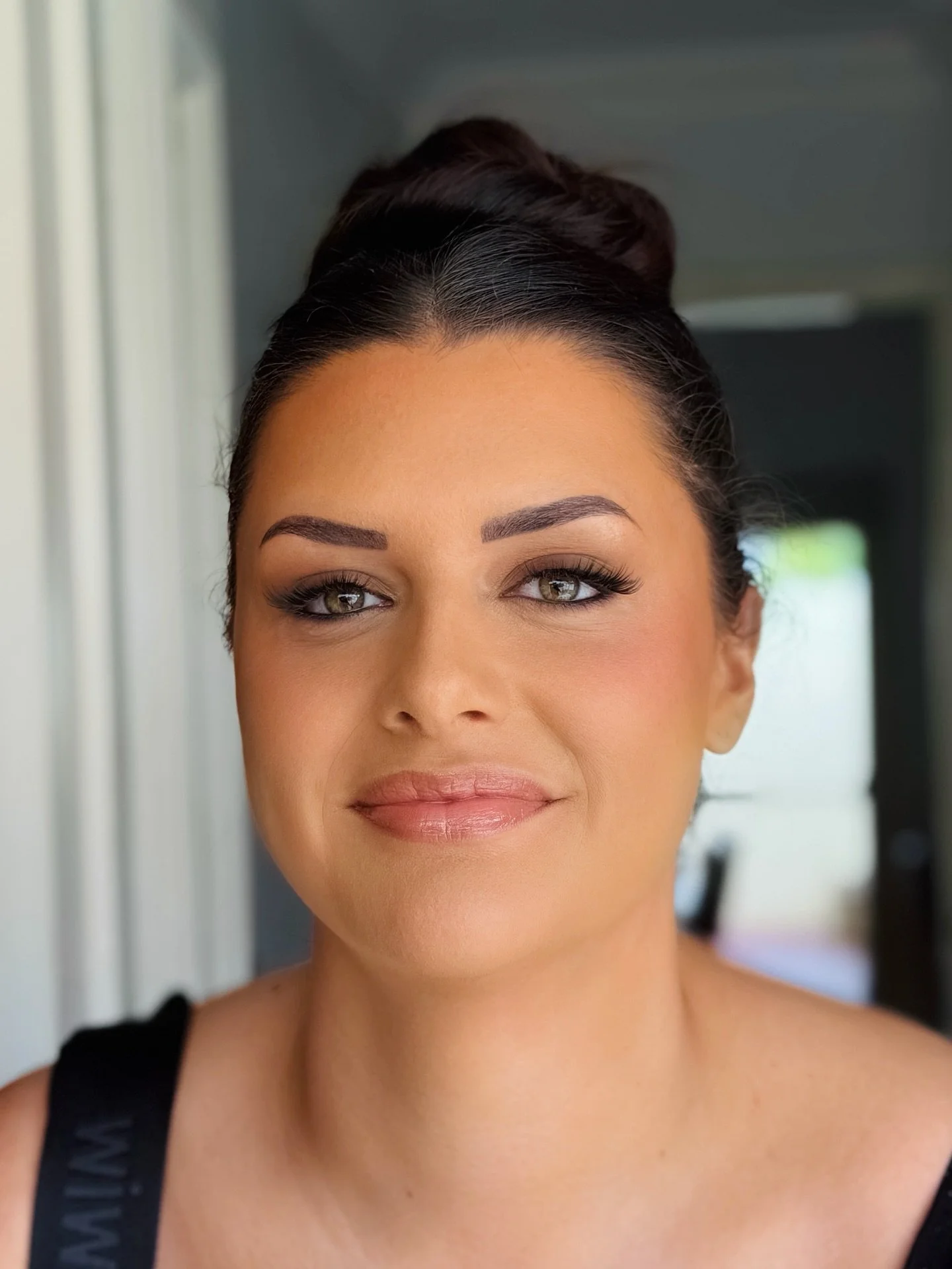 Bronze and smokey for Breanna, with a modern high bun - the eyes, the skin! 😍🤎

You know what I love? If there is a key feature that makes you feel like you, I&rsquo;m SO happy to hand you the tool to complete it just the way you like - Breanna lov