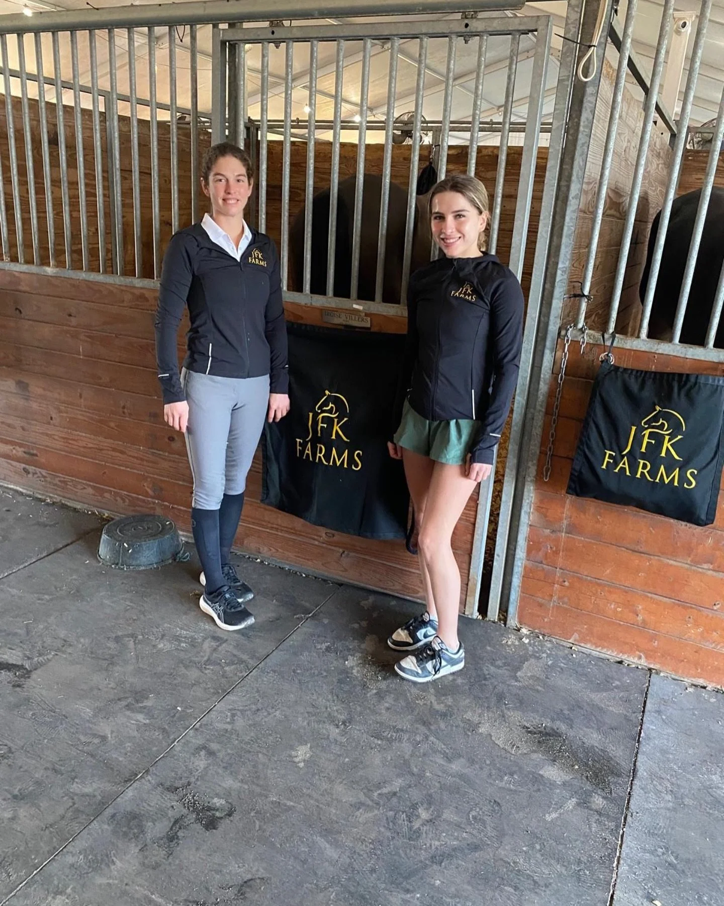 The team has landed in Wellington and is ready to roll! 🏇☀️ Repping JFK Farms in style as we get settled and set up for an incredible season ahead. Let&rsquo;s make this one to remember! 🔥 #JFKFarms #WEF2025 #EquestrianLife #WellingtonSeason