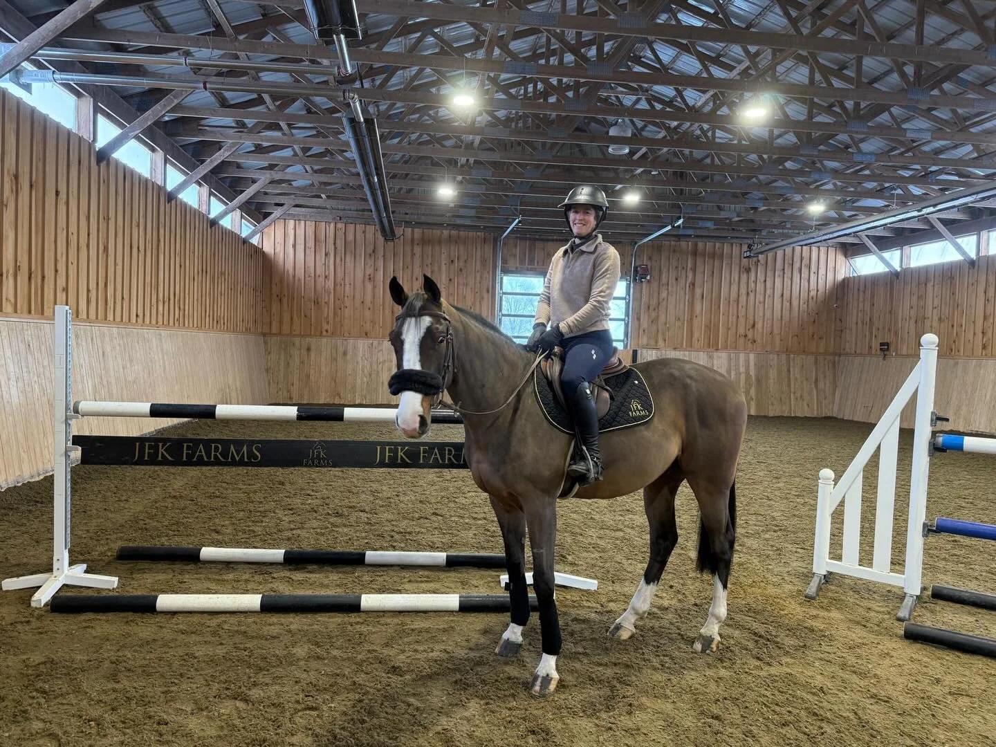 JFK Farms would like to welcome and thank Struck Apparel for their sponsorship of our rider Charlotte Bettendorf. We are looking forward to a great 2026 show season and a special thank you goes to Kevin and Ashley for putting this together.