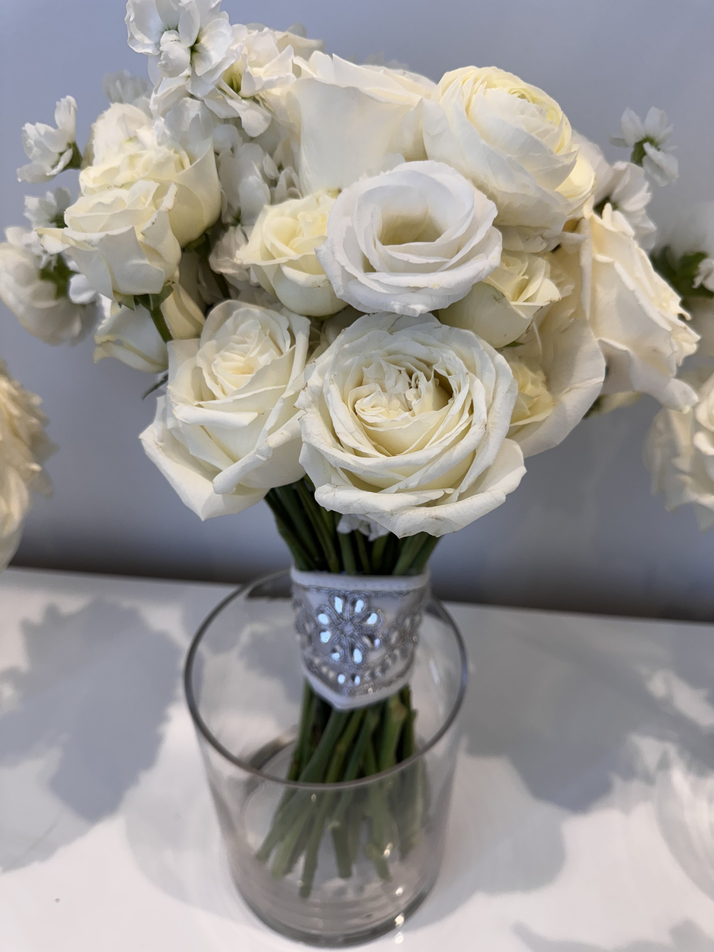White bouquet.jpg
