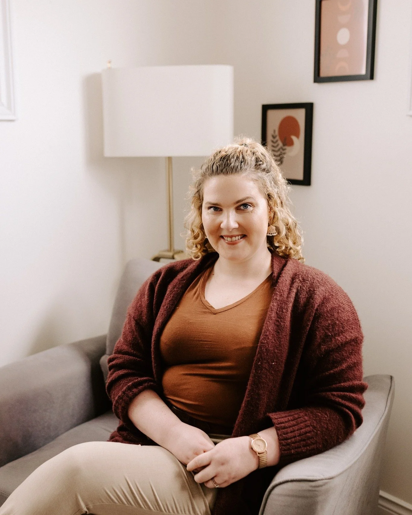 Therapy isn&rsquo;t only for when things fall apart. It&rsquo;s also for building a stronger, healthier relationship with yourself. 🌊
If you would like to book a session with one of our therapists at Moncton Counselling and Wellness, visit our websi