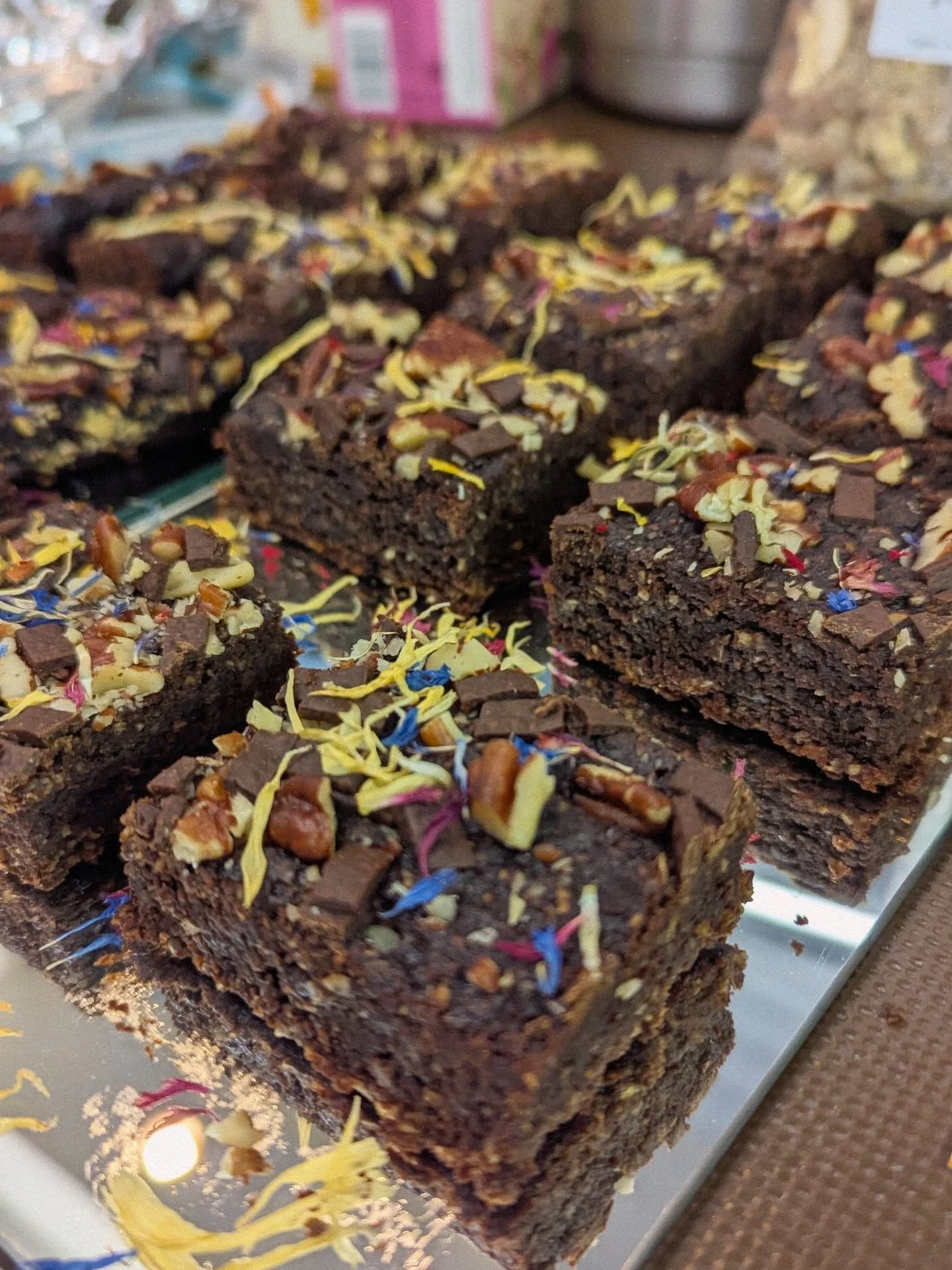 "Visualize your wish come true."

Thank you to the moms that showed up for themselves, you rock! The smile on your faces is our greatest feedback 🤍

And thank you Orsi, Jenny and Timea for creating yet another magical event🤍

To many more